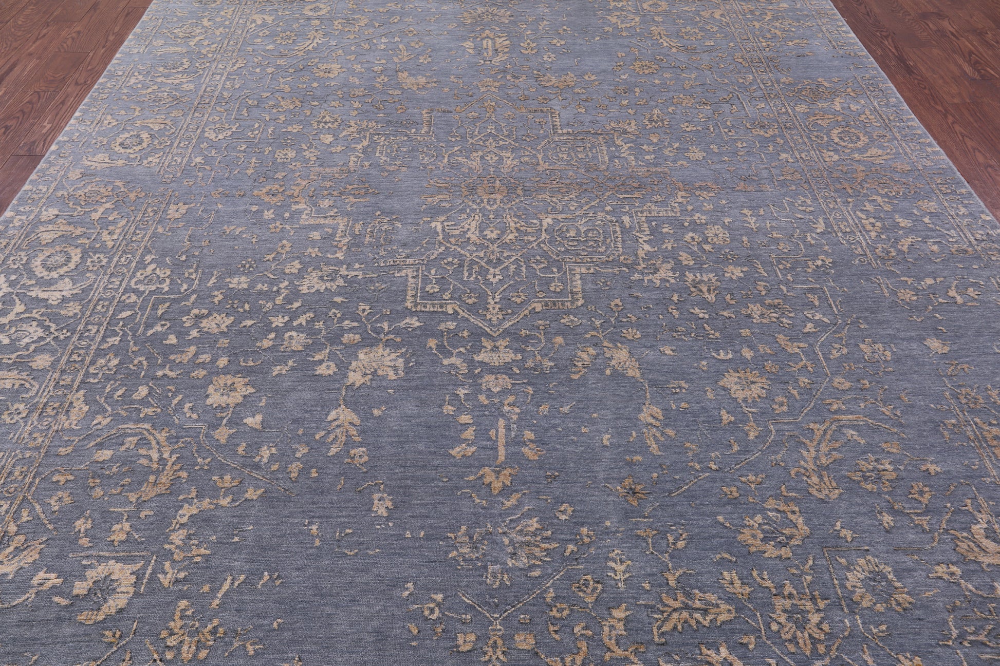 Persian Fine Serapi Hand Knotted Wool & Silk Rug - 8' 10" X 12' 1" - Golden Nile