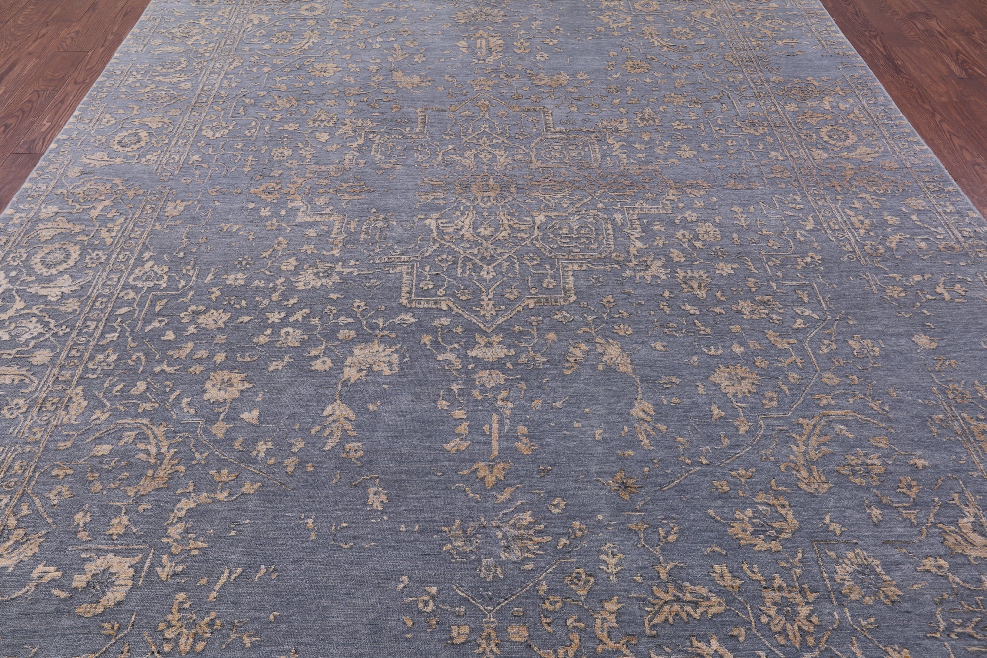 Persian Fine Serapi Hand Knotted Wool & Silk Rug - 8' 10" X 12' 1" - Golden Nile
