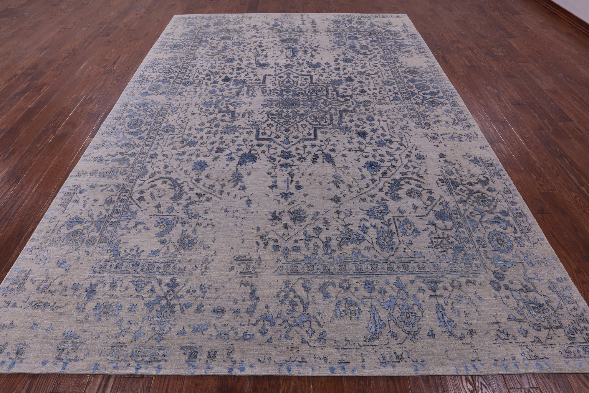 Persian Fine Serapi Handmade Wool & Silk Rug - 9' 1" X 12' 0" - Golden Nile