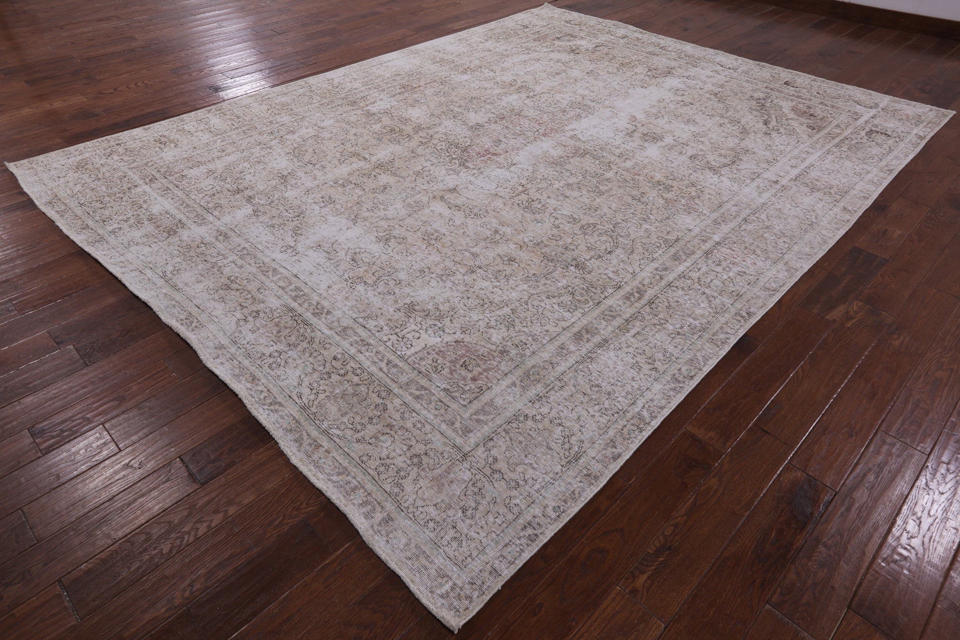Ivory Persian Vintage White Wash Handmade Wool Area Rug - 9' 5" X 12' 2" - Golden Nile