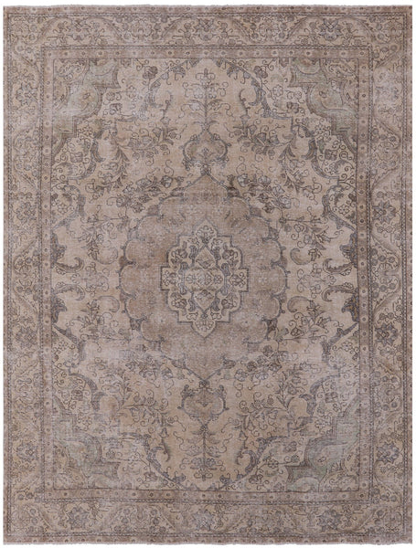 Persian Vintage White Wash Hand Knotted Wool Area Rug - 9' 5" X 12' 3" - Golden Nile