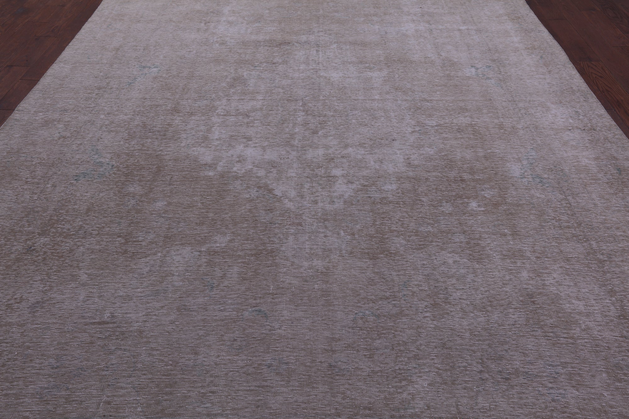Ivory Persian Vintage White Wash Hand Knotted Wool Rug - 9' 3" X 13' 0" - Golden Nile