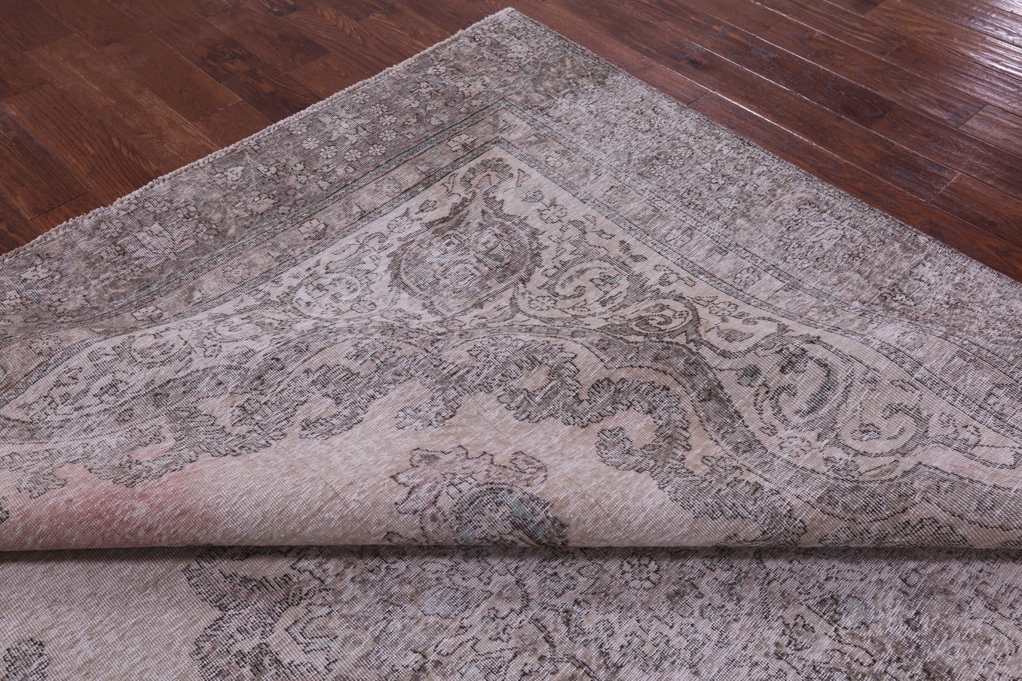 Ivory Persian Vintage White Wash Hand Knotted Wool Rug - 9' 6" X 11' 10" - Golden Nile