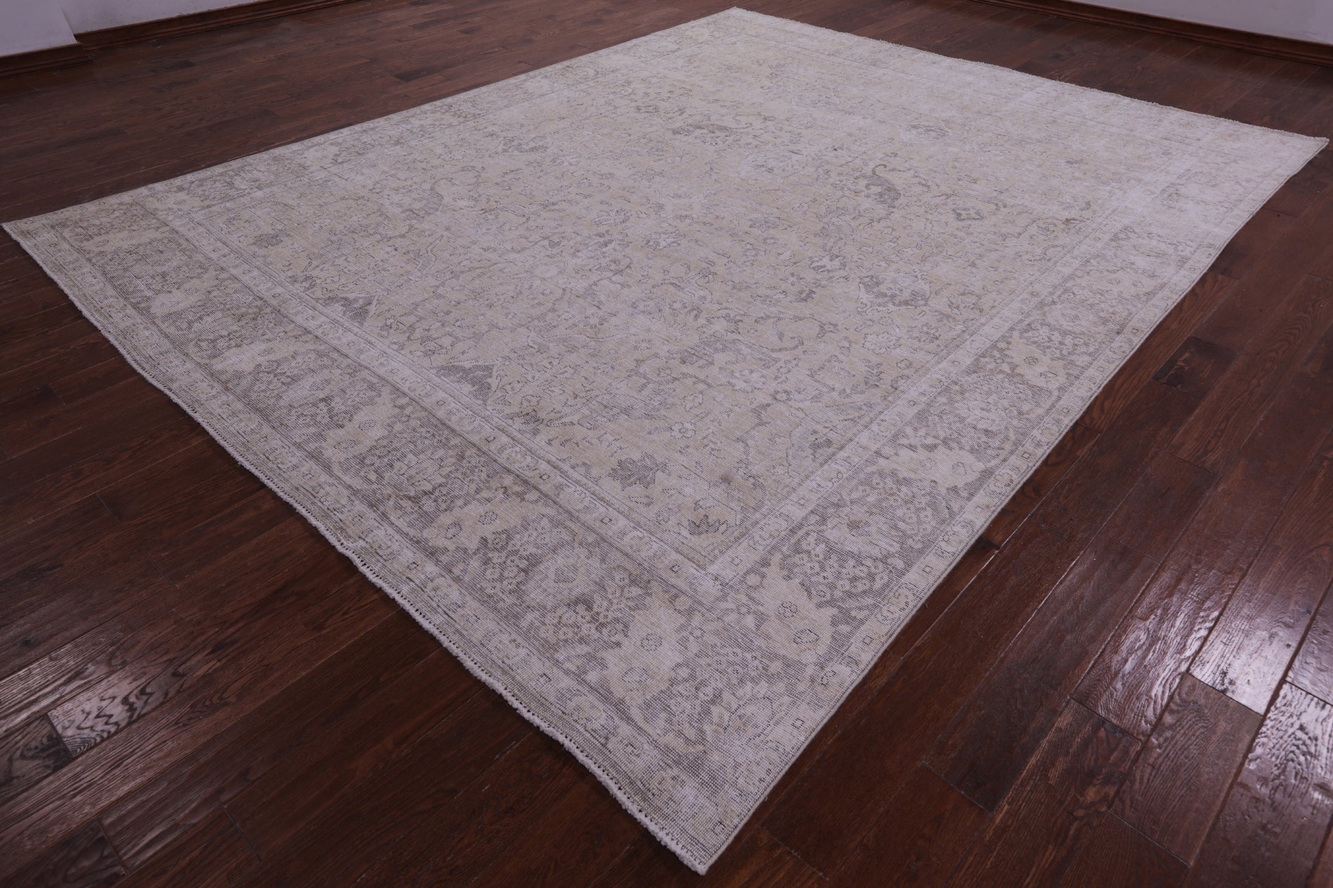 Ivory Persian Vintage White Wash Handmade Wool Rug - 9' 8" X 12' 2" - Golden Nile