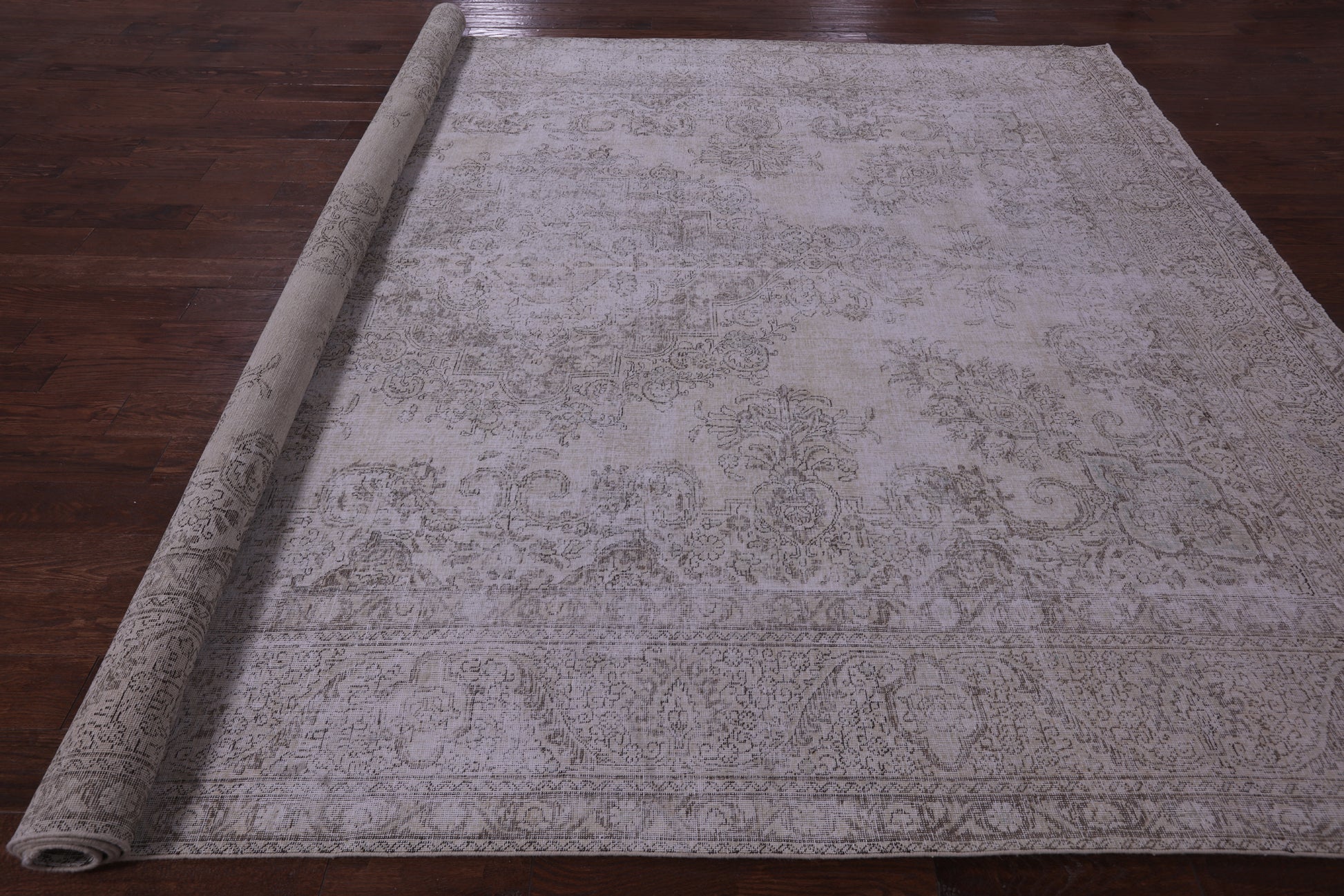 Ivory Persian Vintage White Wash Handmade Wool Rug - 9' 7" X 12' 8" - Golden Nile