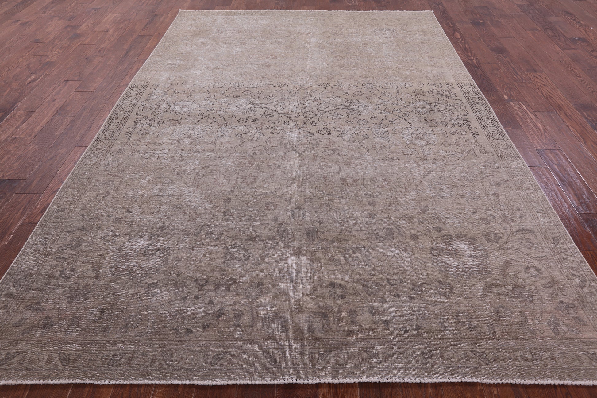 Persian Vintage White Wash Hand Knotted Wool Rug - 7' 5" X 10' 6" - Golden Nile
