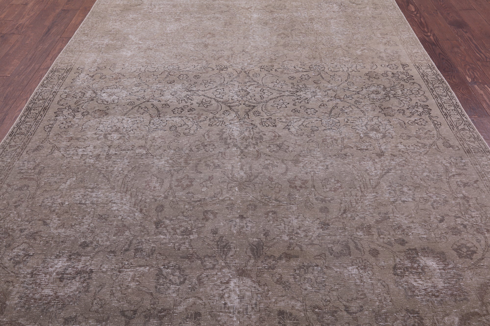 Persian Vintage White Wash Hand Knotted Wool Rug - 7' 5" X 10' 6" - Golden Nile