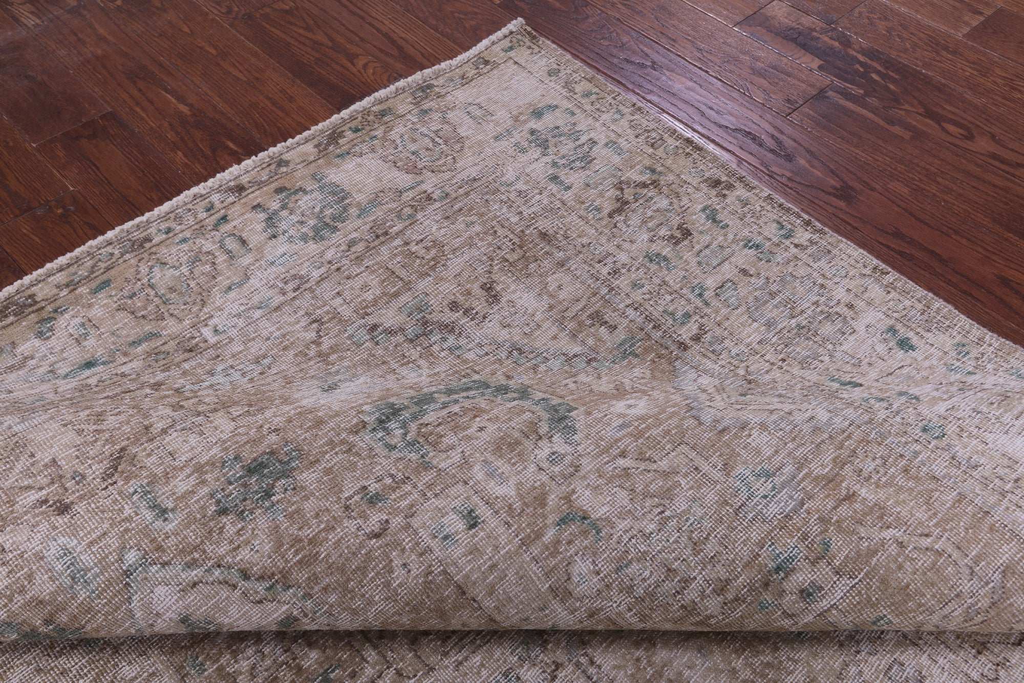 Persian Vintage White Wash Hand Knotted Wool Rug - 6' 6" X 9' 9" - Golden Nile