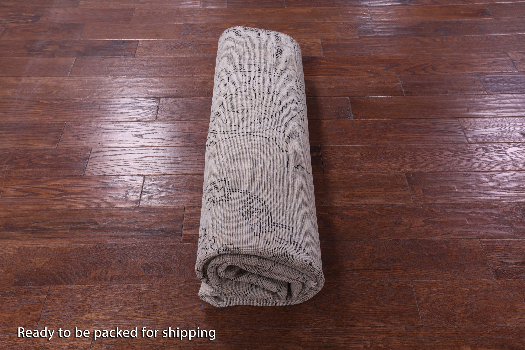 Ivory Persian Vintage White Wash Hand Knotted Wool Rug - 6' 7" X 9' 9" - Golden Nile