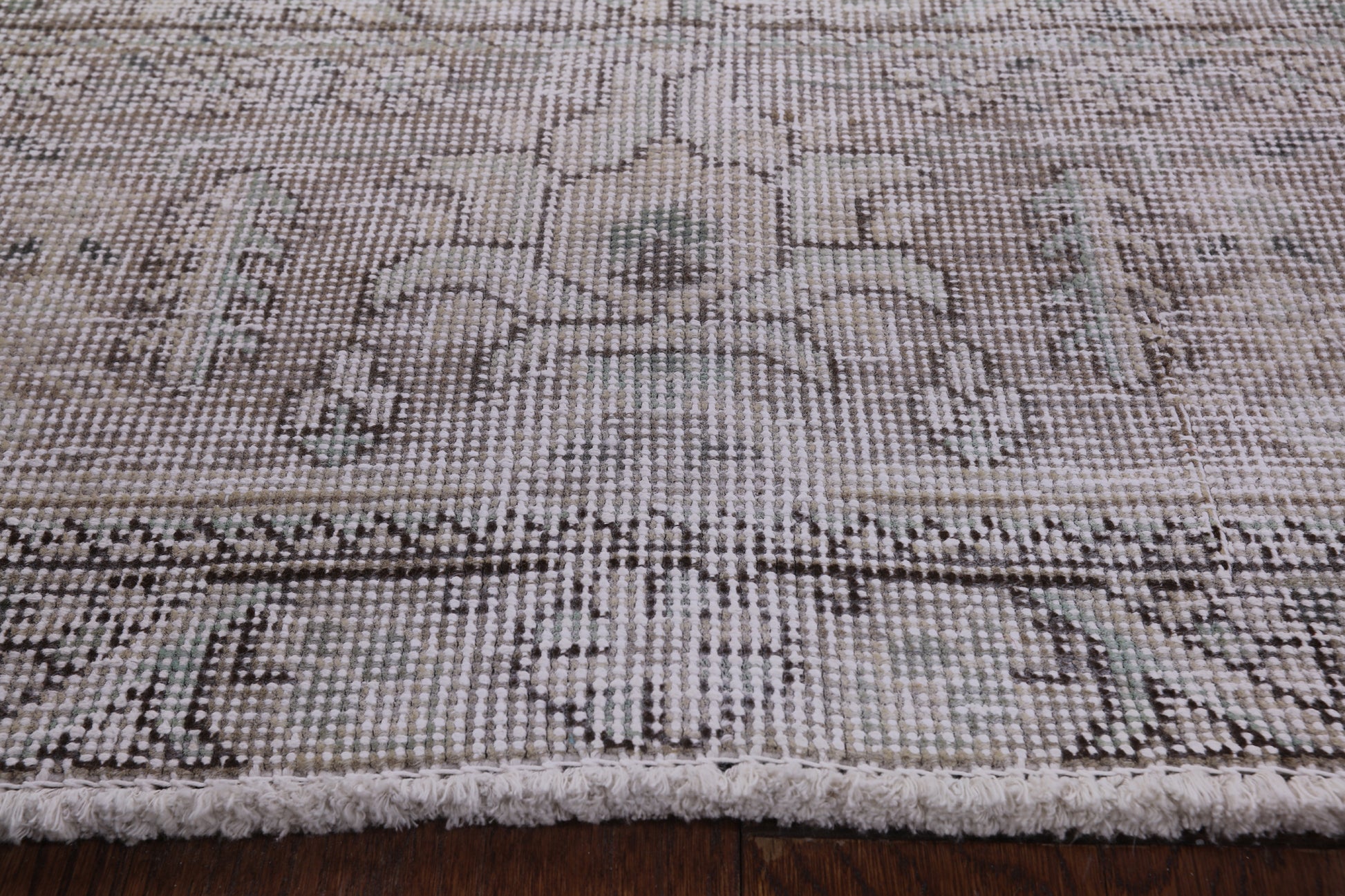 Ivory Persian Vintage White Wash Handmade Wool Area Rug - 8' 3" X 10' 6" - Golden Nile