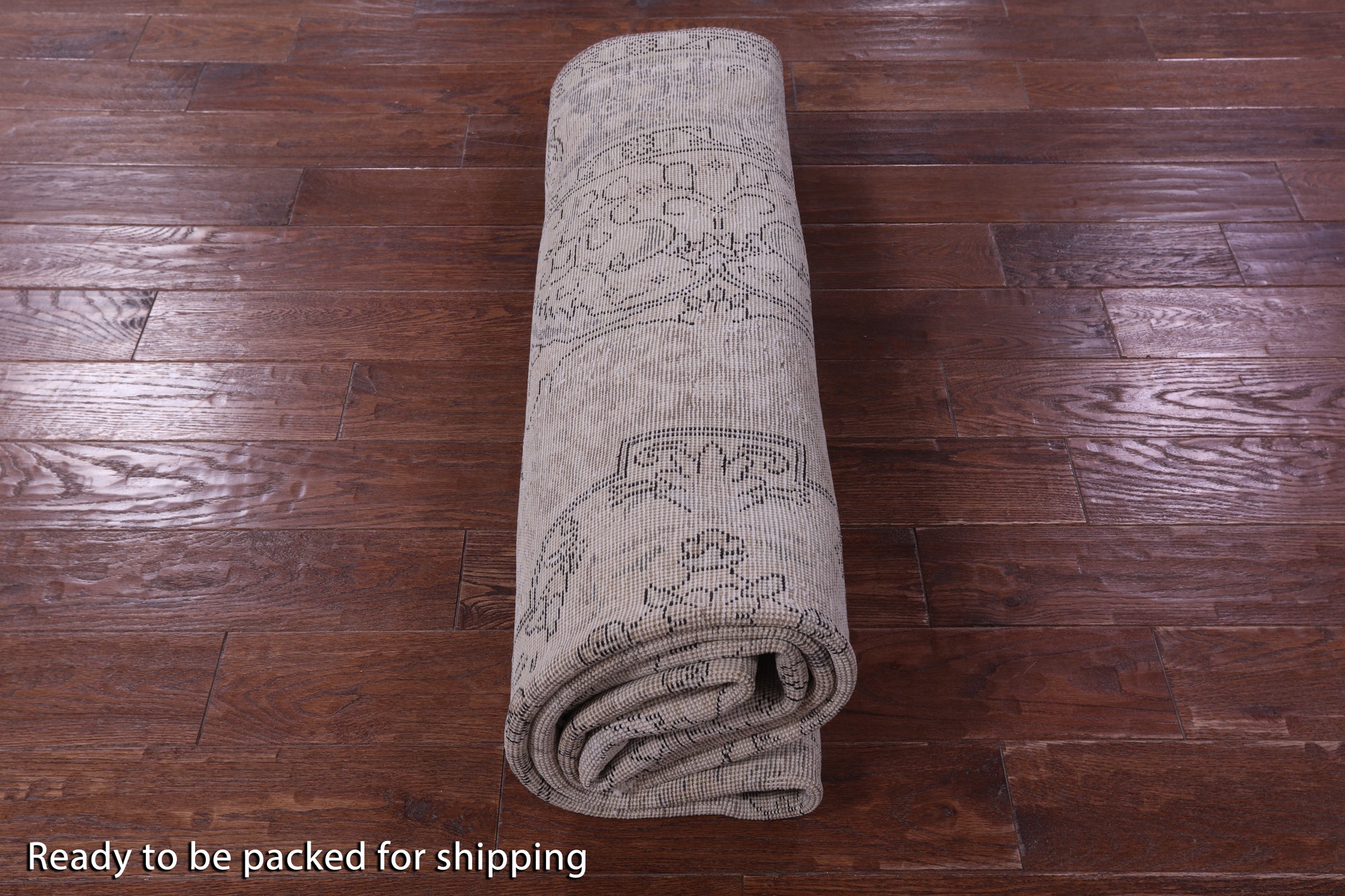 Ivory Persian Vintage White Wash Hand Knotted Wool Rug - 6' 9" X 9' 10" - Golden Nile