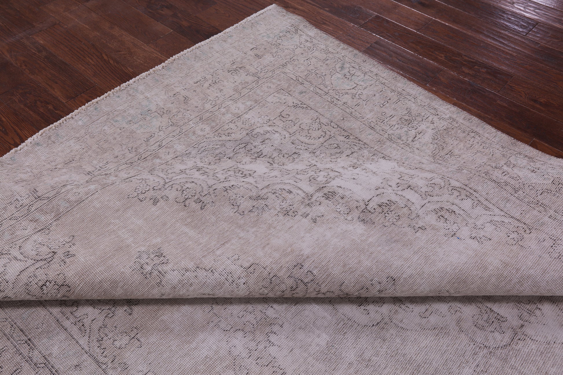 Ivory Persian Vintage White Wash Handmade Wool Rug - 7' 4" X 10' 9" - Golden Nile
