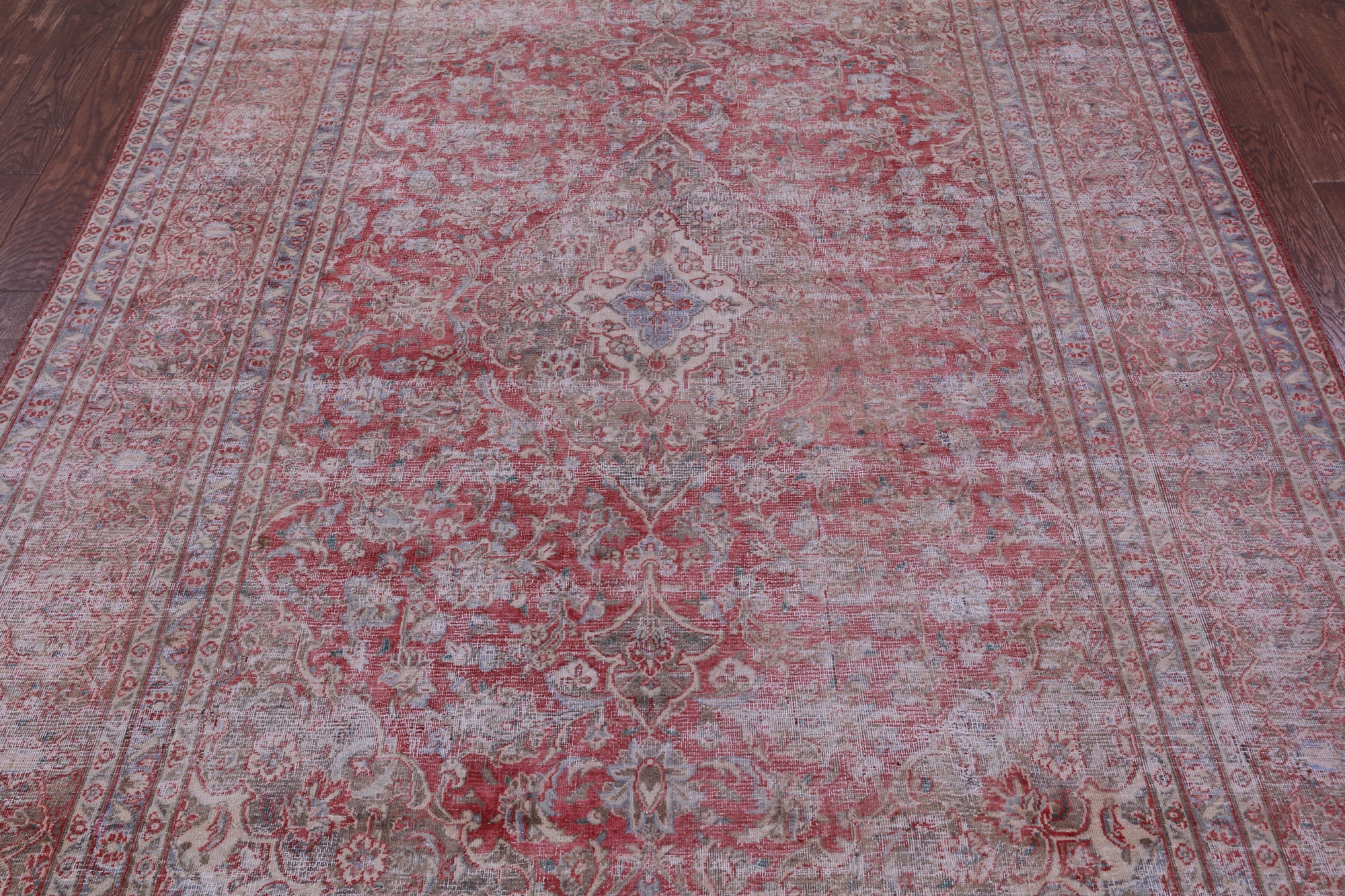Persian Vintage White Wash Hand Knotted Wool Rug - 6' 5" X 9' 8" - Golden Nile