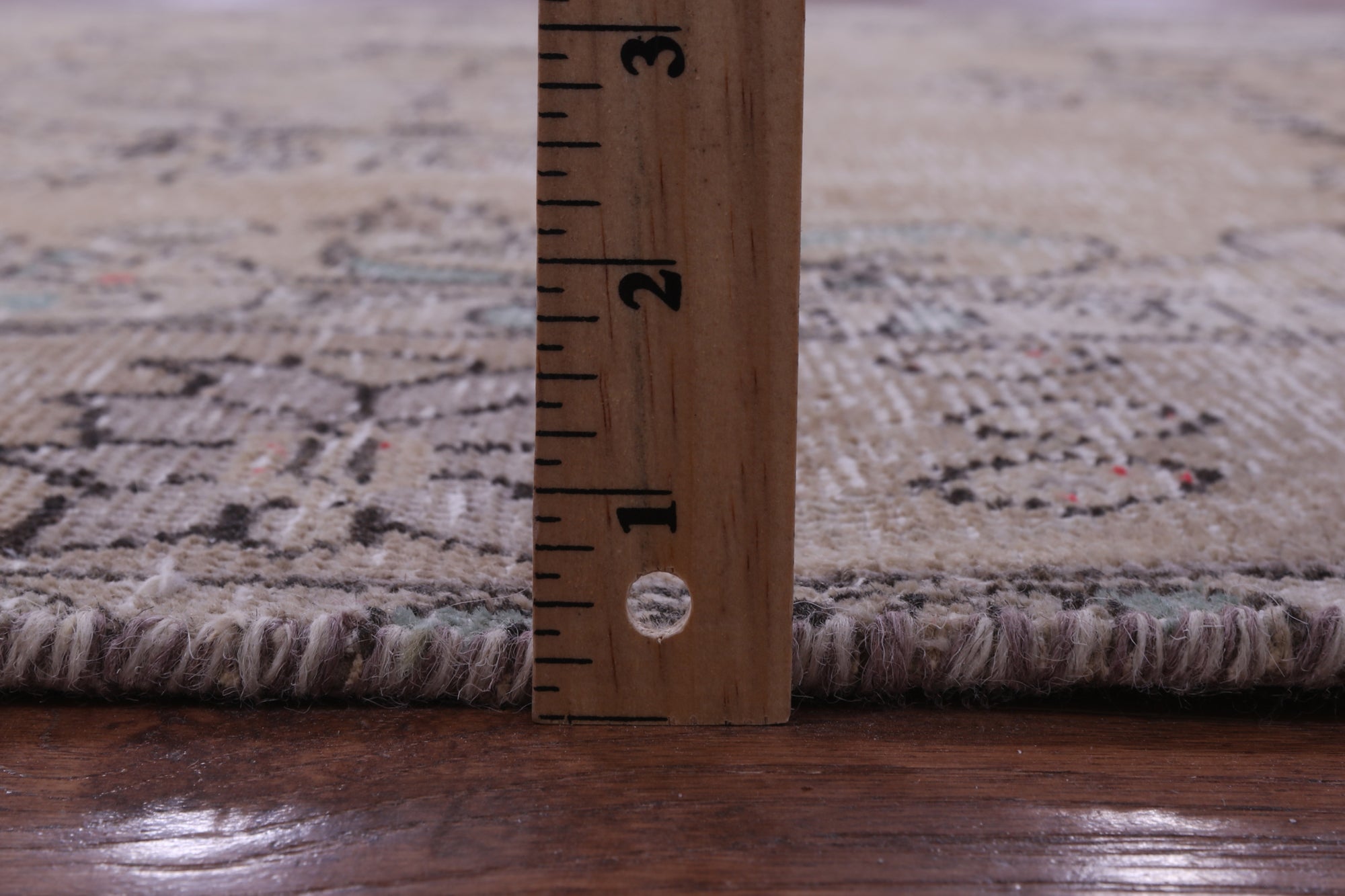 Ivory Persian Vintage White Wash Hand Knotted Wool Rug - 6' 0" X 9' 4" - Golden Nile