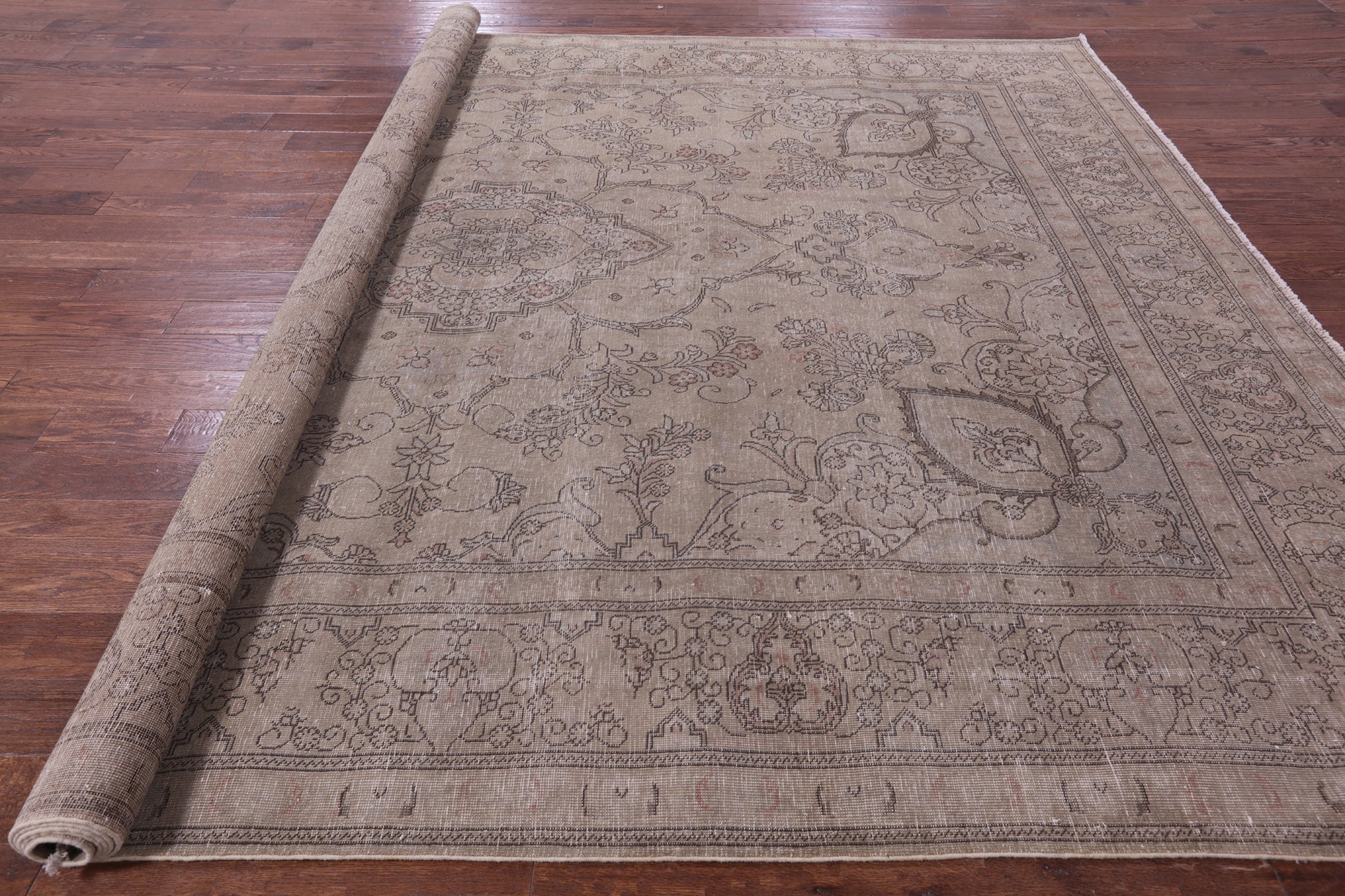 Persian Vintage White Wash Hand Knotted Wool Rug - 9' 10" X 12' 6" - Golden Nile