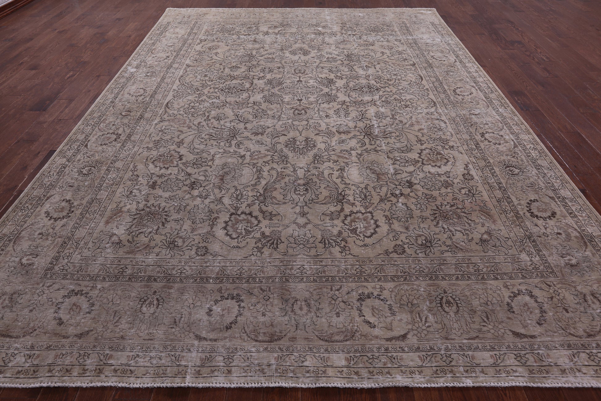 Ivory Persian Vintage White Wash Hand-Knotted Wool Rug - 9' 10" X 12' 10 - Golden Nile