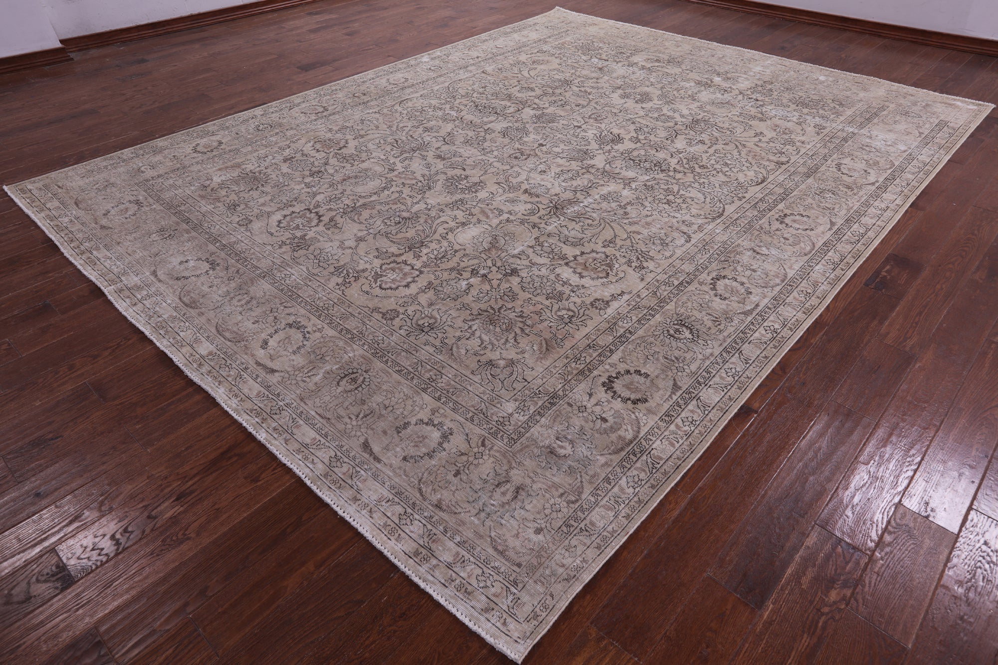 Ivory Persian Vintage White Wash Hand-Knotted Wool Rug - 9' 10" X 12' 10 - Golden Nile