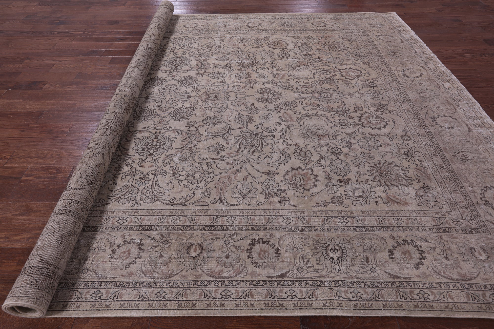 Ivory Persian Vintage White Wash Hand-Knotted Wool Rug - 9' 10" X 12' 10 - Golden Nile
