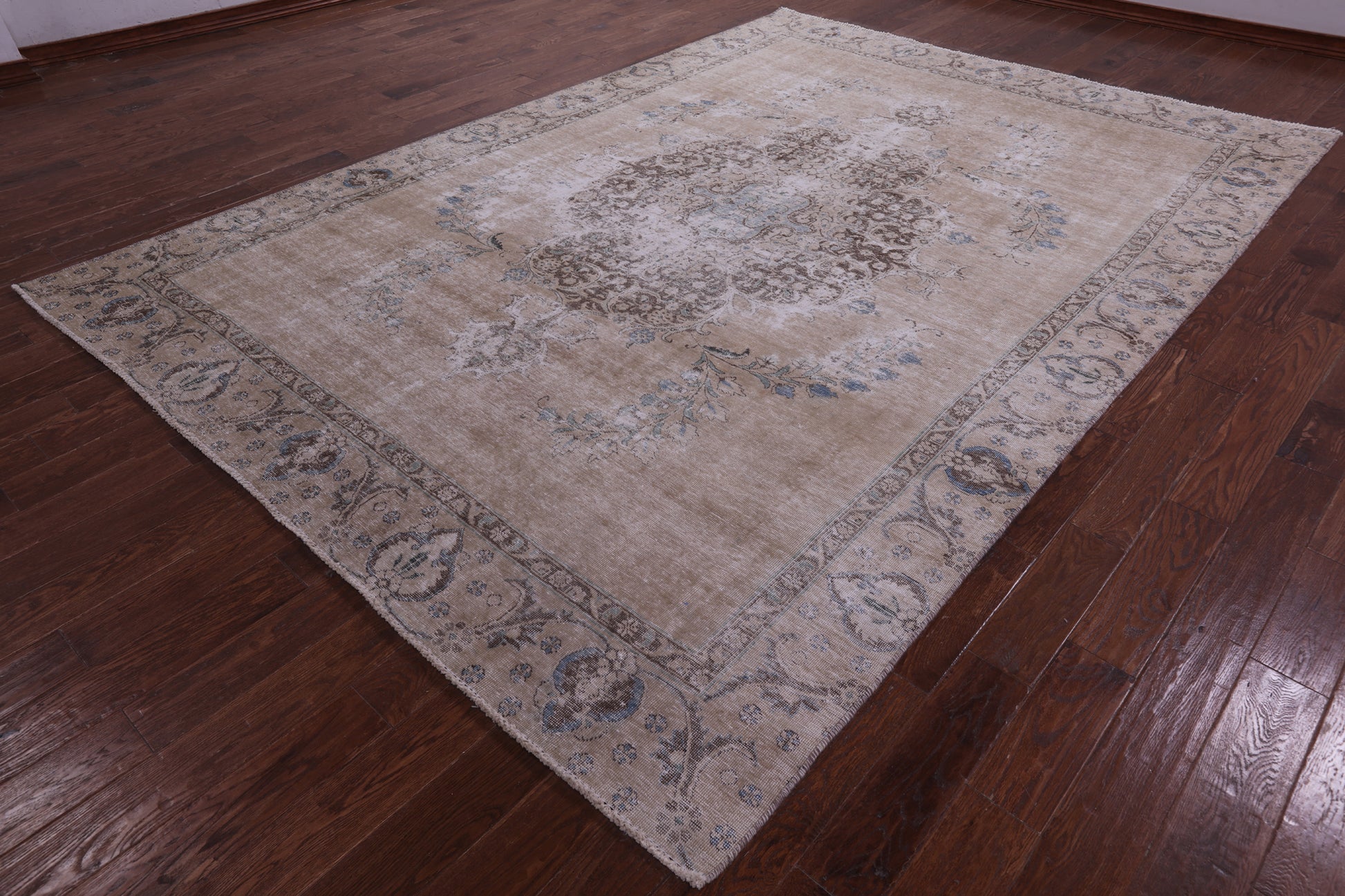 Persian Vintage White Wash Hand Knotted Wool Rug - 8' 5" X 11' 10" - Golden Nile