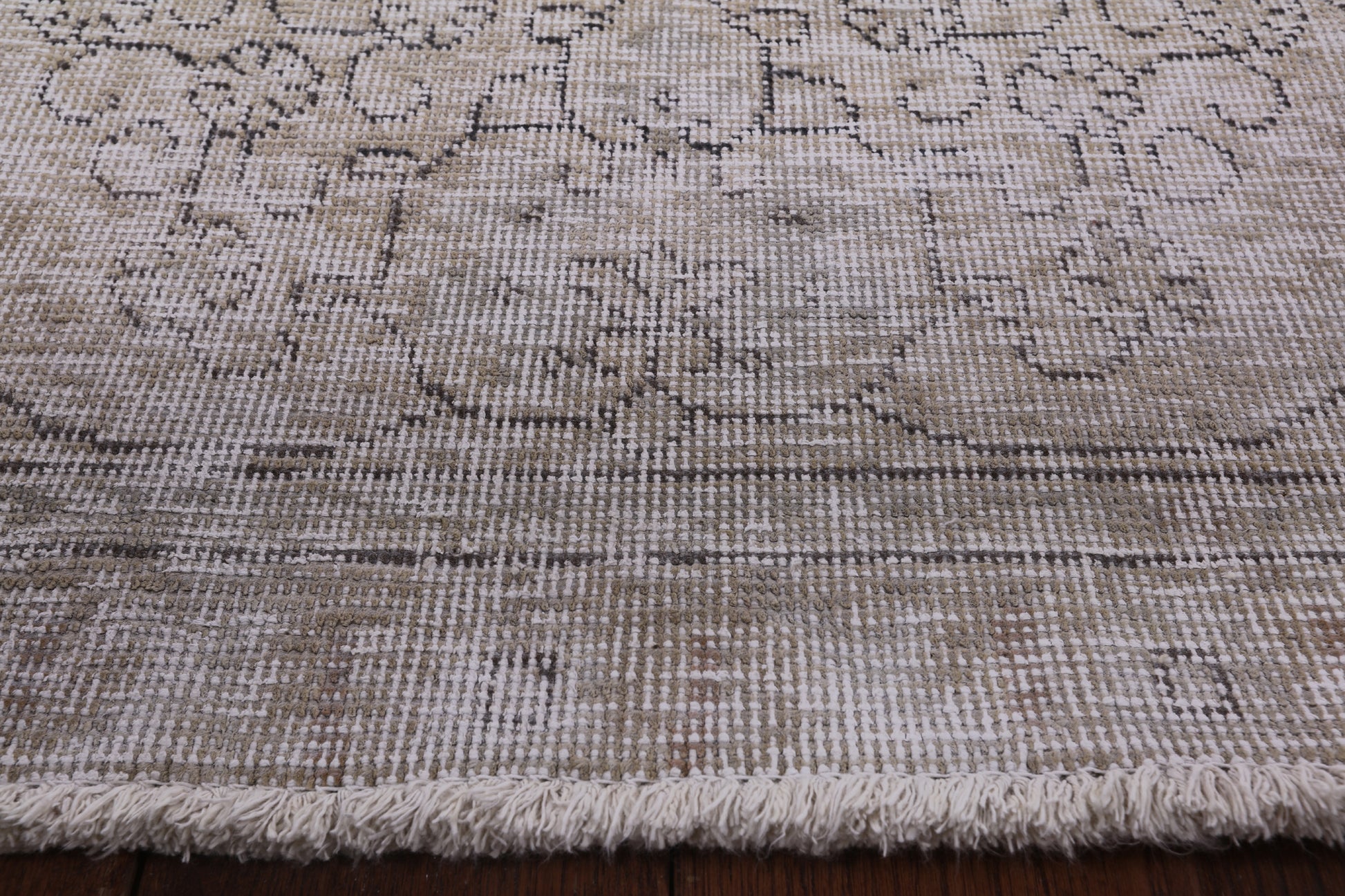 Persian Vintage White Wash Hand Knotted Wool Area Rug - 9' 5" X 12' 6" - Golden Nile