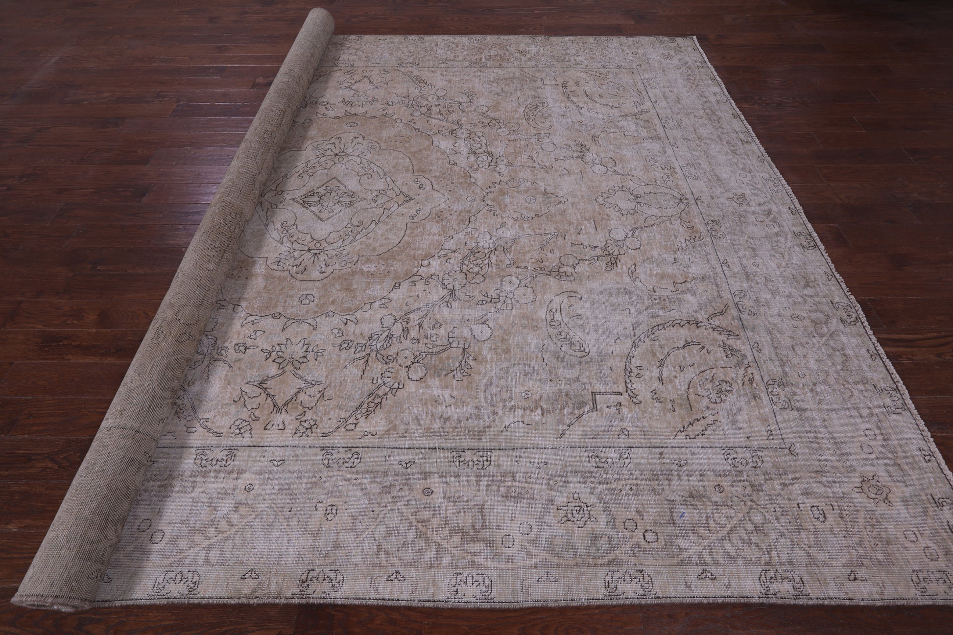 Ivory Persian Vintage White Wash Hand Knotted Wool Rug - 9' 8" X 12' 3" - Golden Nile