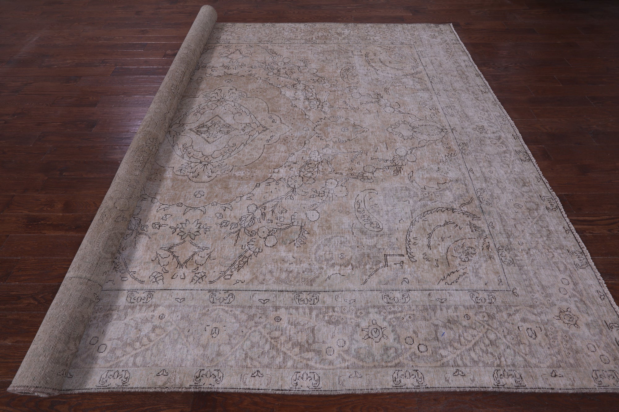 Ivory Persian Vintage White Wash Hand Knotted Wool Rug - 9' 8" X 12' 3" - Golden Nile