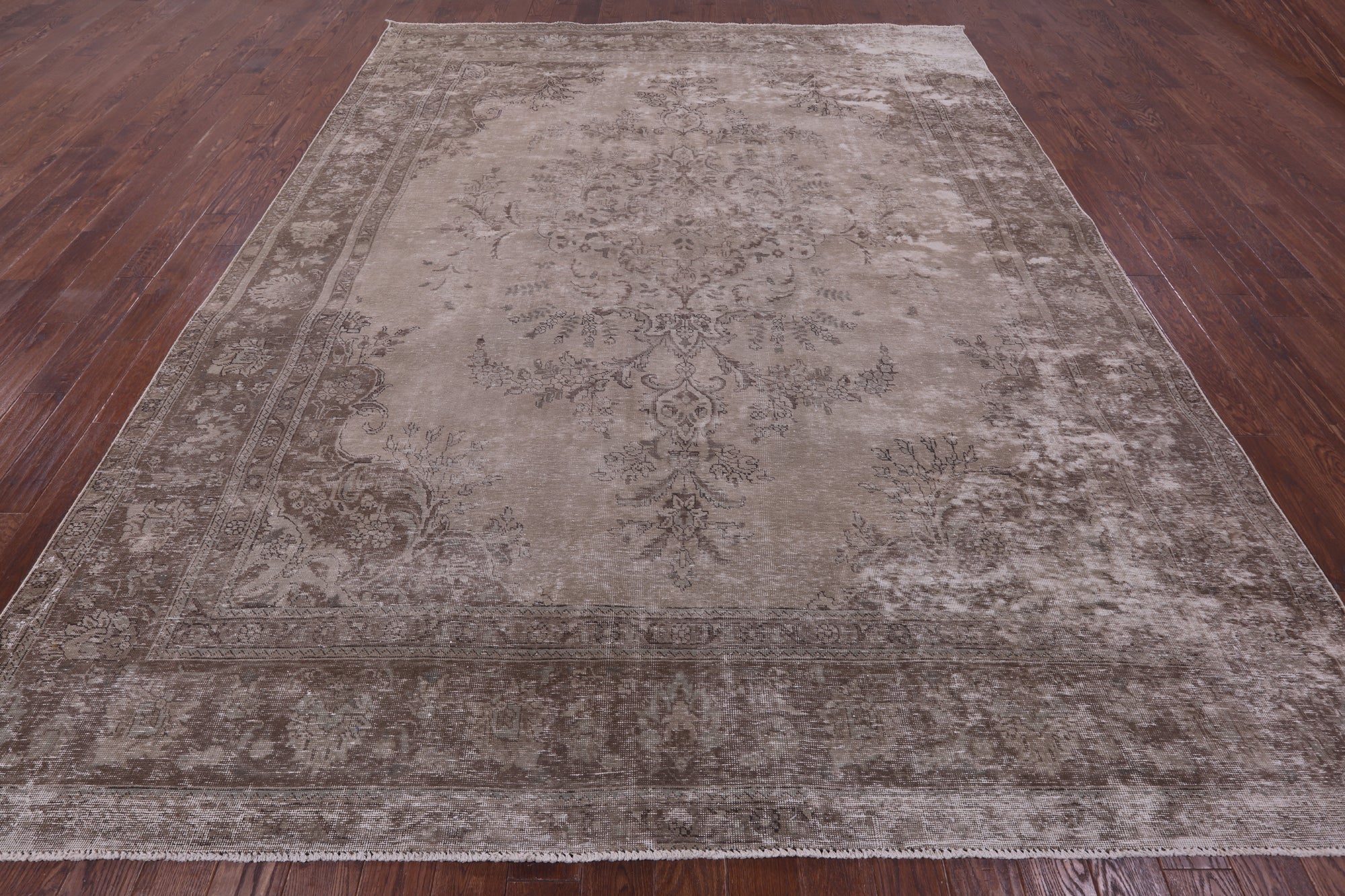 Ivory Persian Vintage White Wash Handmade Wool Rug - 9' 9" X 12' 3" - Golden Nile