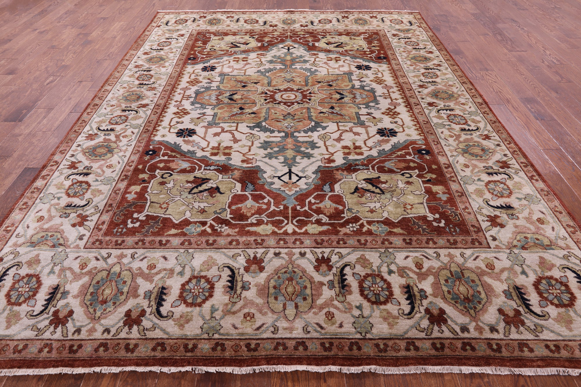 Ivory Heriz Serapi Hand Knotted Wool Rug - 8' 11" X 11' 7" - Golden Nile