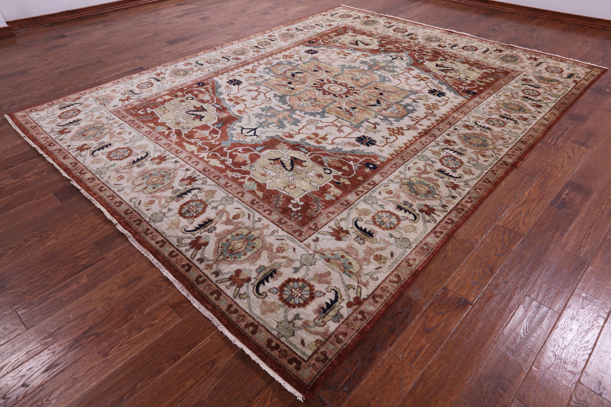 Ivory Heriz Serapi Hand Knotted Wool Rug - 8' 11" X 11' 7" - Golden Nile