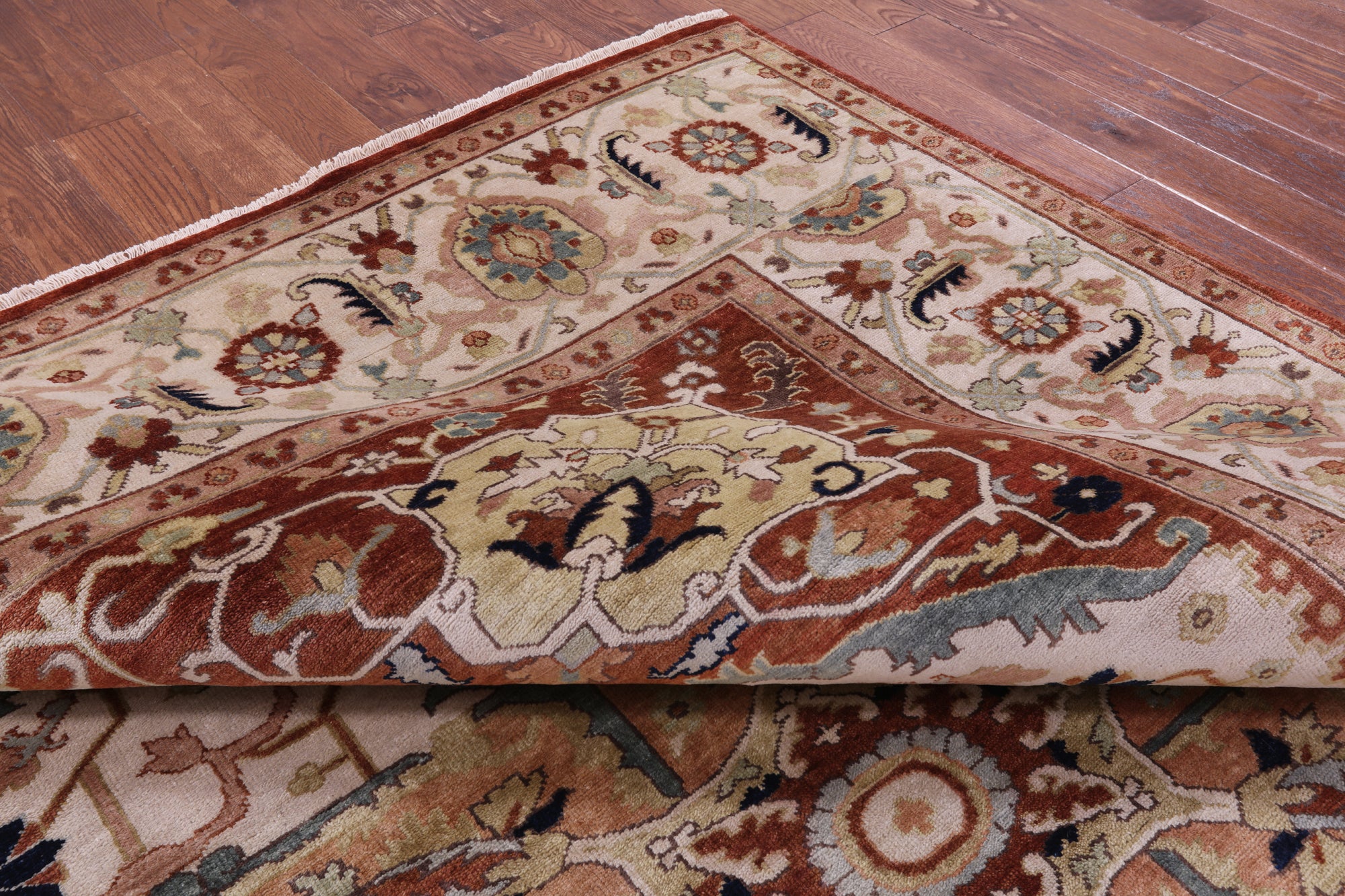 Ivory Heriz Serapi Hand Knotted Wool Rug - 8' 11" X 11' 7" - Golden Nile