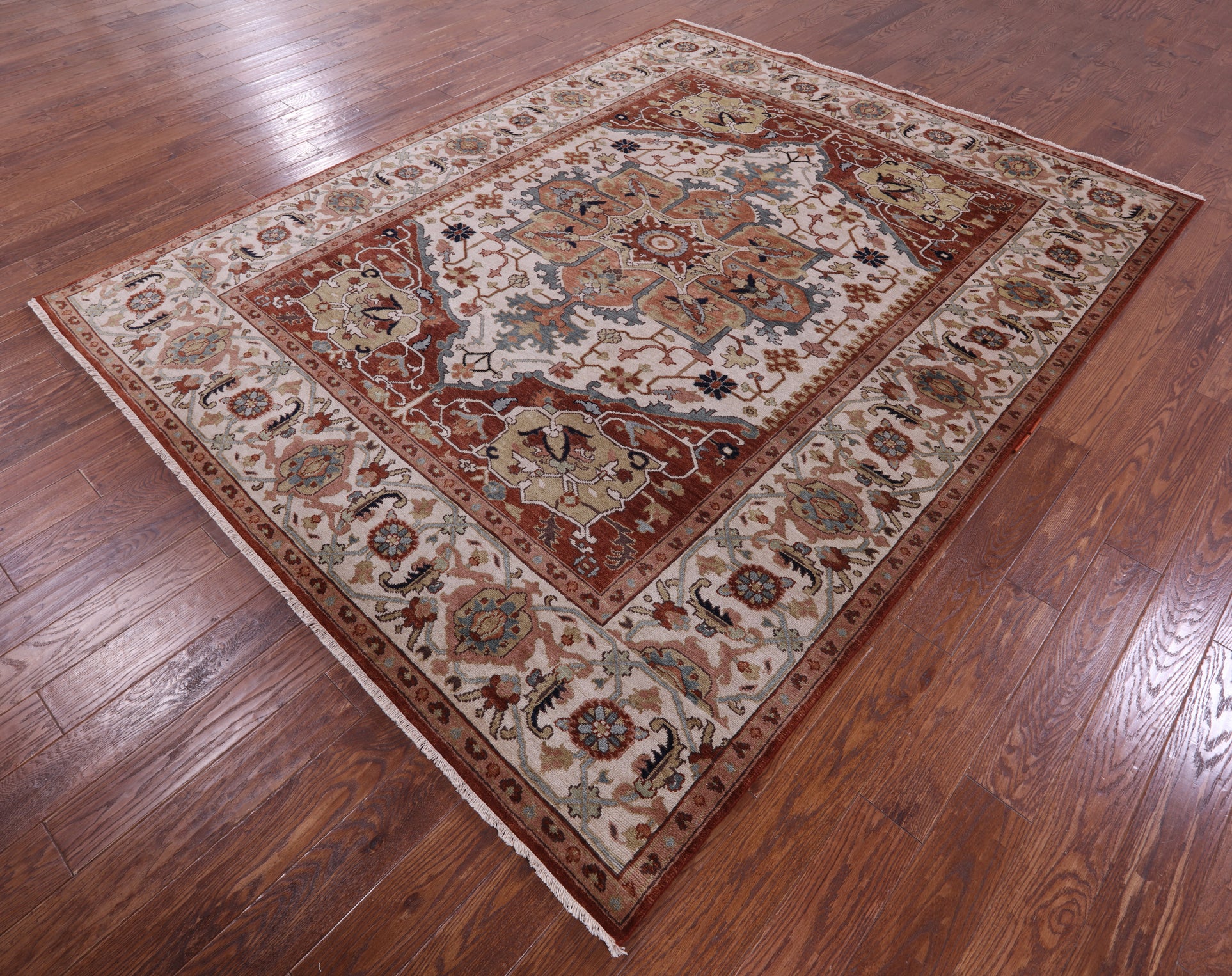 Ivory Heriz Serapi Hand Knotted Wool Rug - 7' 11" X 9' 11" - Golden Nile
