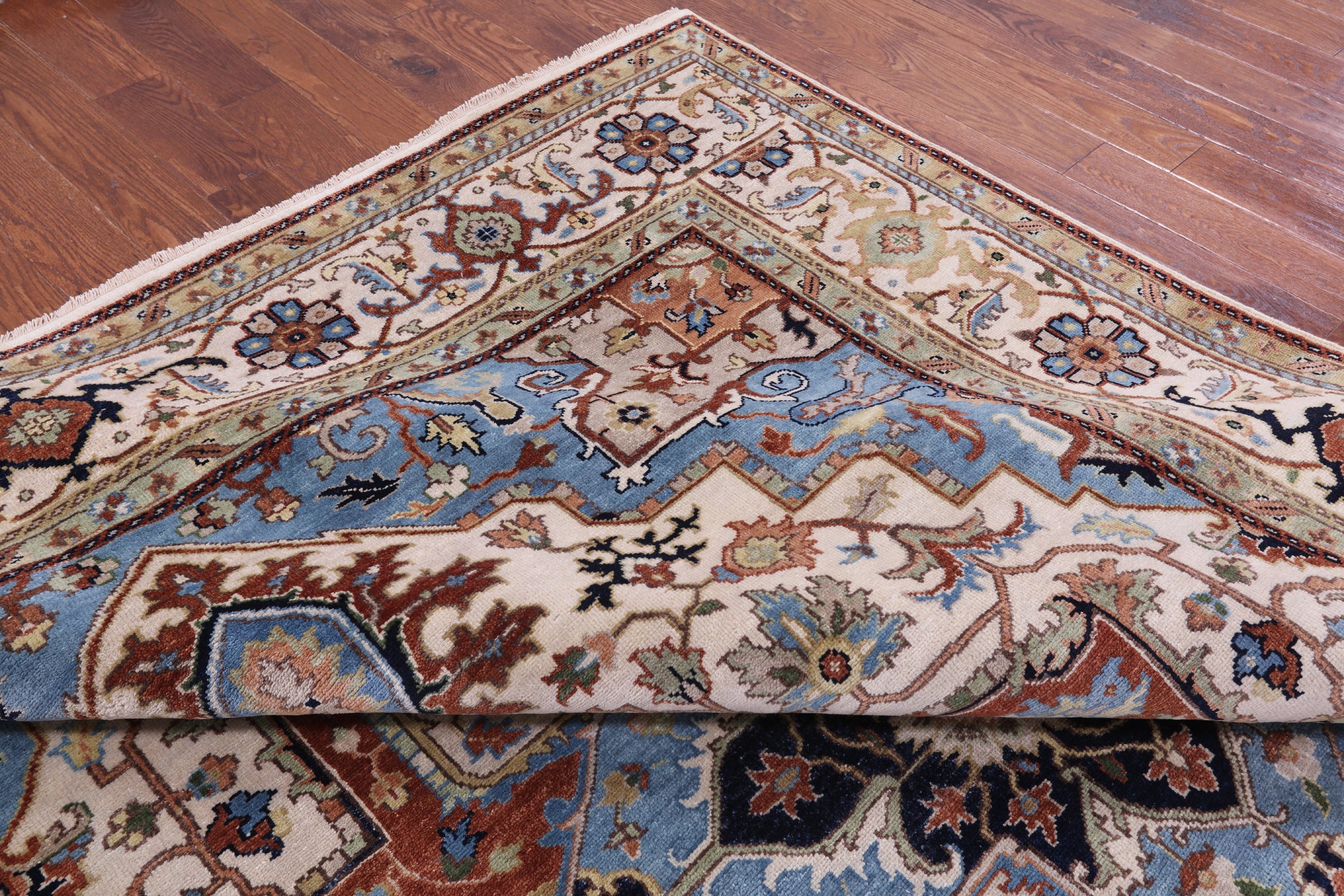 Ivory Heriz Serapi Hand Knotted Wool Rug - 8' 11" X 18' 1" - Golden Nile