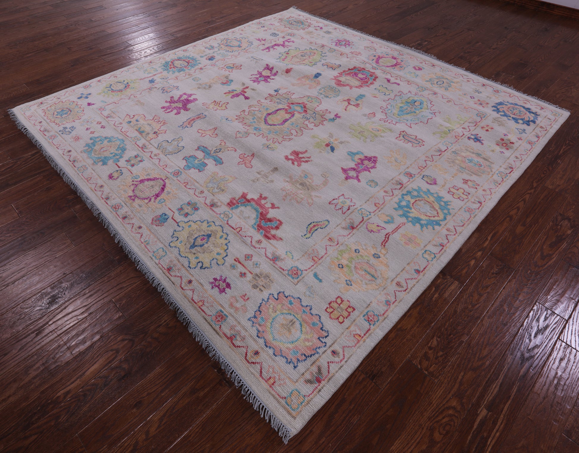 Ivory Square Turkish Oushak Hand Knotted Wool Rug - 8' 11" X 9' 0" - Golden Nile