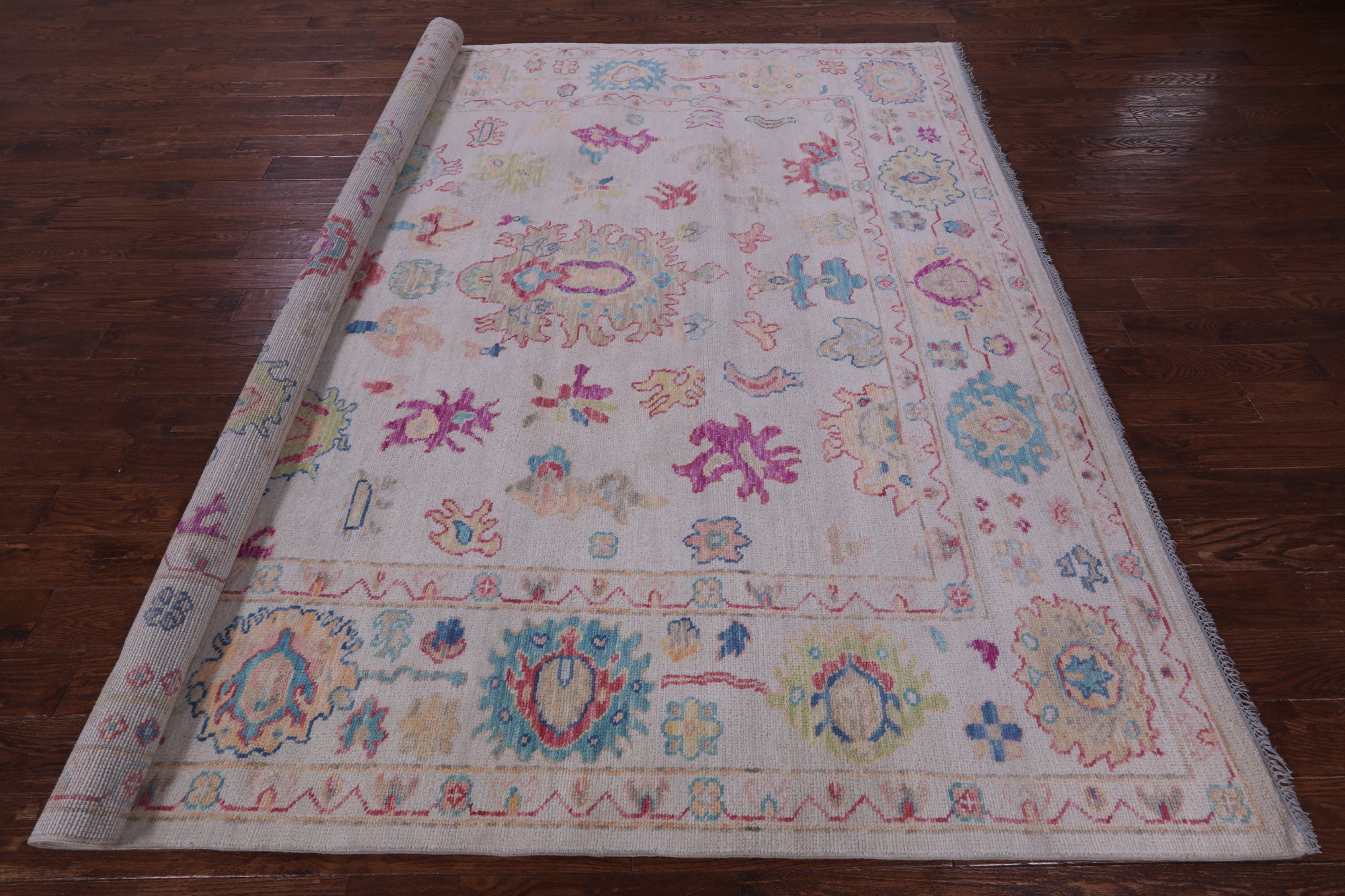Ivory Square Turkish Oushak Hand Knotted Wool Rug - 8' 11" X 9' 0" - Golden Nile