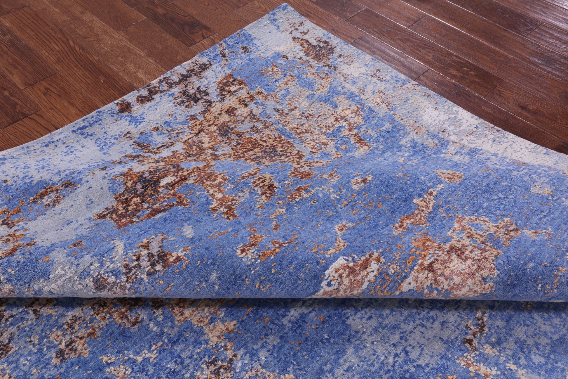 Abstract Contemporary Hand Knotted Wool & Silk Rug - 7' 11" X 10' 0" - Golden Nile