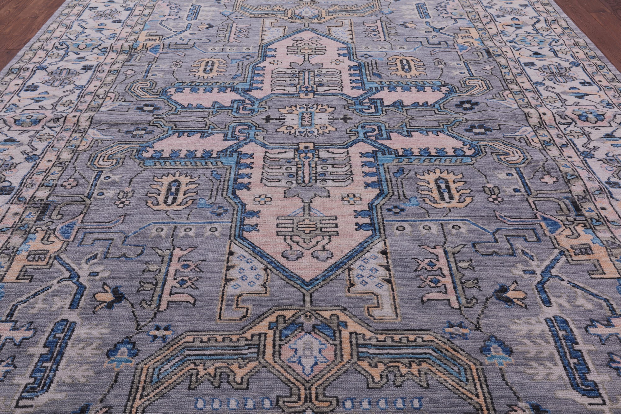 Grey Heriz Serapi Hand Knotted Wool Rug - 10' 2" X 13' 10" - Golden Nile