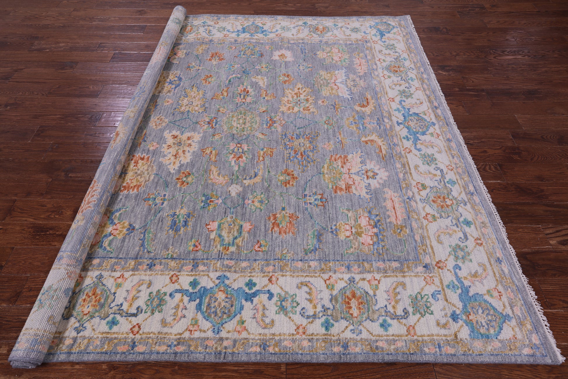 Grey Square Heriz Serapi Hand Knotted Wool Rug - 7' 11" X 8' 3" - Golden Nile