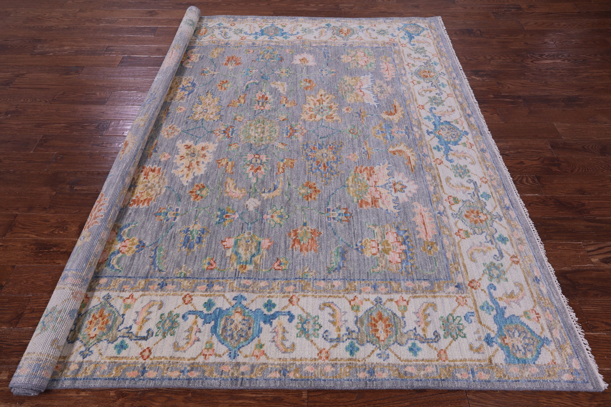 Grey Square Heriz Serapi Hand Knotted Wool Rug - 7' 11" X 8' 3" - Golden Nile