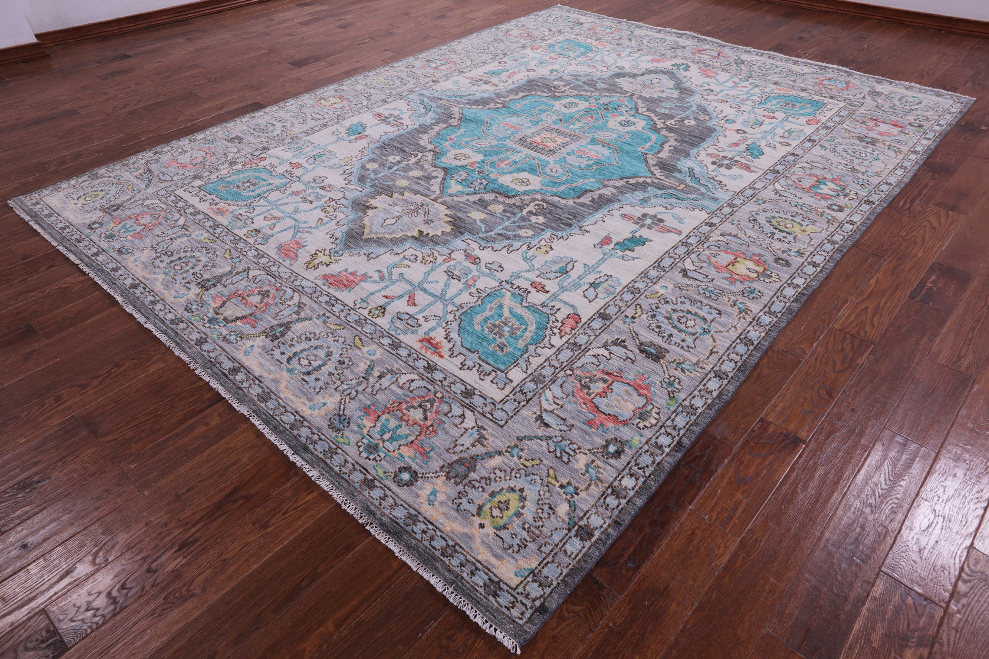Grey Heriz Serapi Hand Knotted Wool Rug - 8' 10" X 11' 11" - Golden Nile