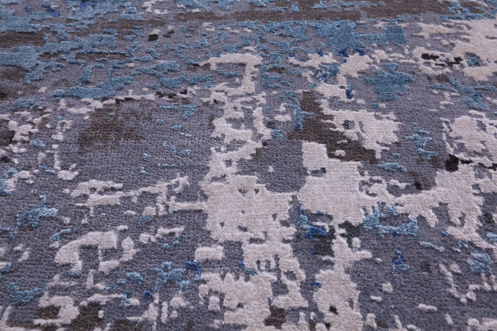 Round Abstract Contemporary Hand Knotted Wool & Silk Rug - 7' 11" X 8' 1" - Golden Nile
