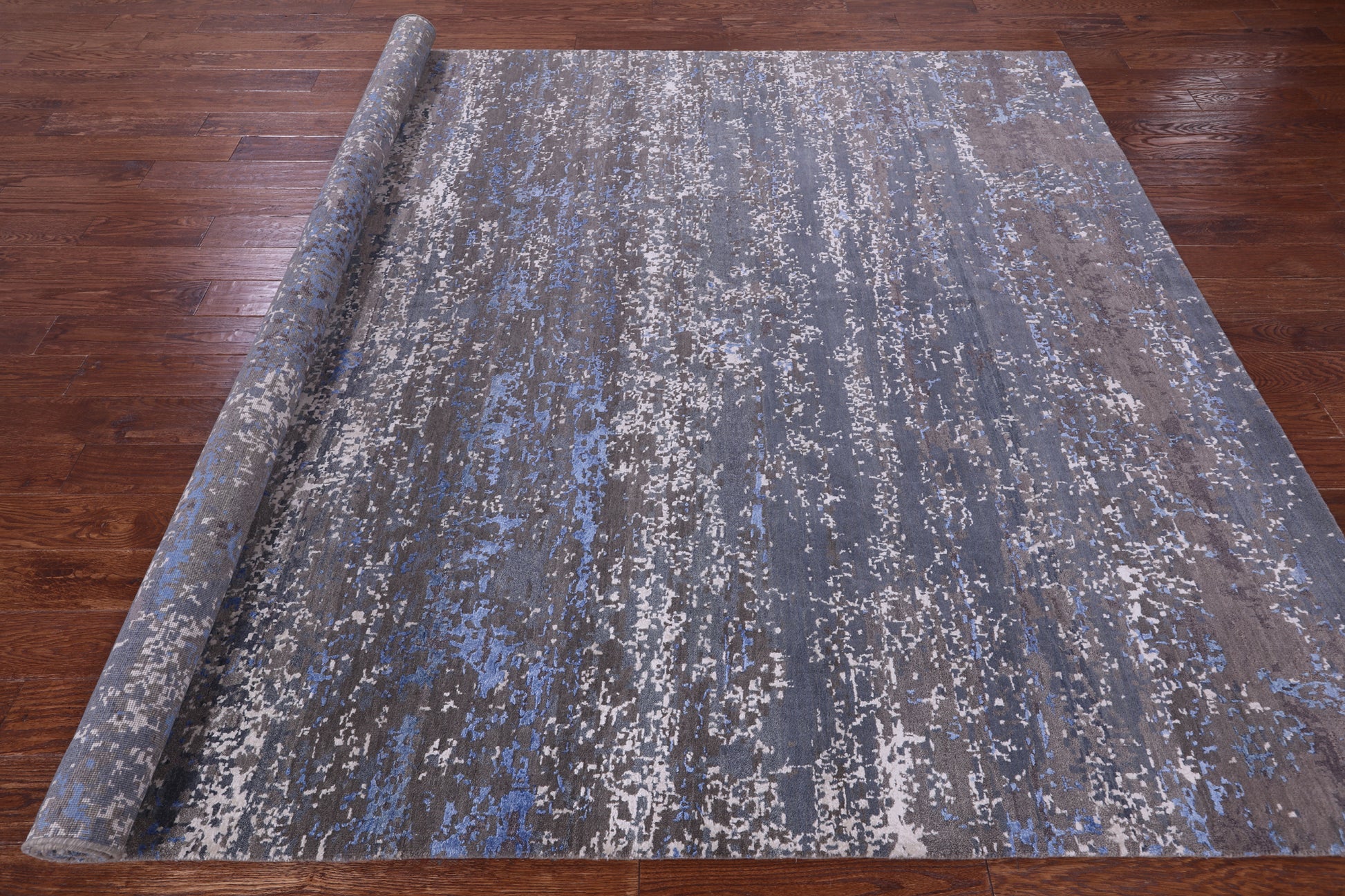 Abstract Contemporary Hand Knotted Wool & Silk Rug - 8' 0" X 10' 0" - Golden Nile
