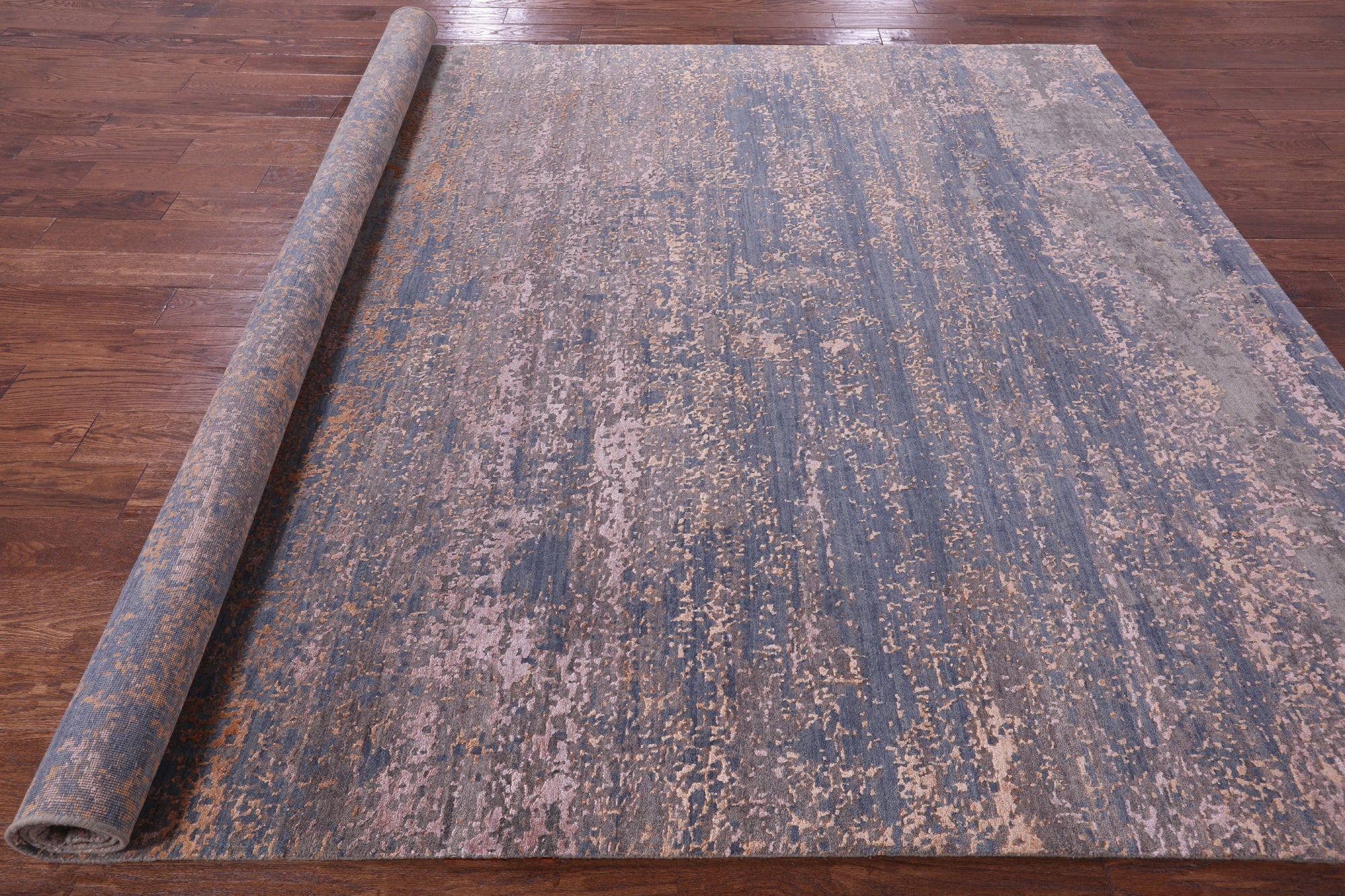 Abstract Contemporary Hand Knotted Wool & Silk Rug - 7' 11" X 10' 2" - Golden Nile