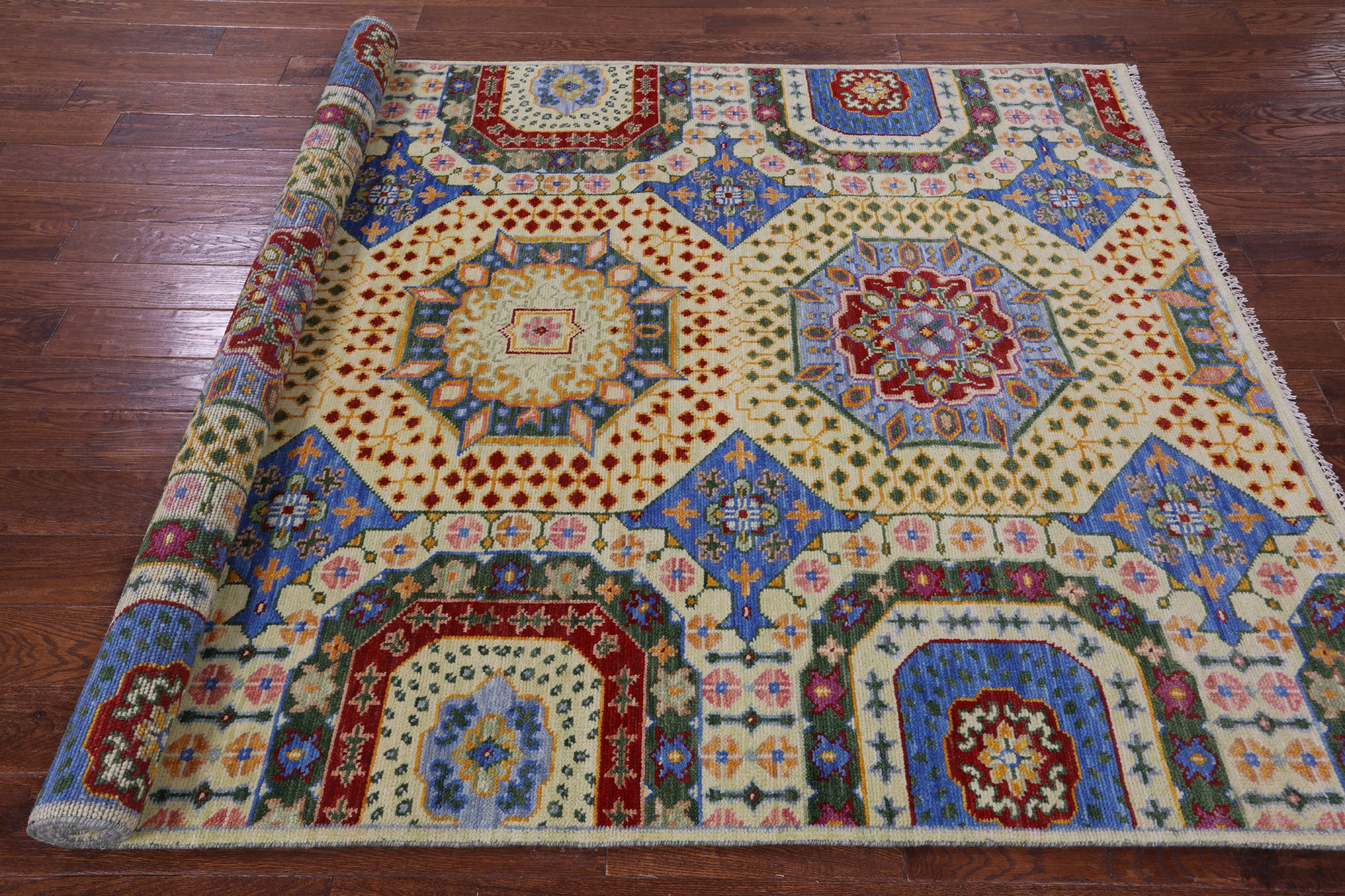 Geometric Persian Mamluk Hand Knotted Wool Rug - 6' 1" X 9' 0" - Golden Nile