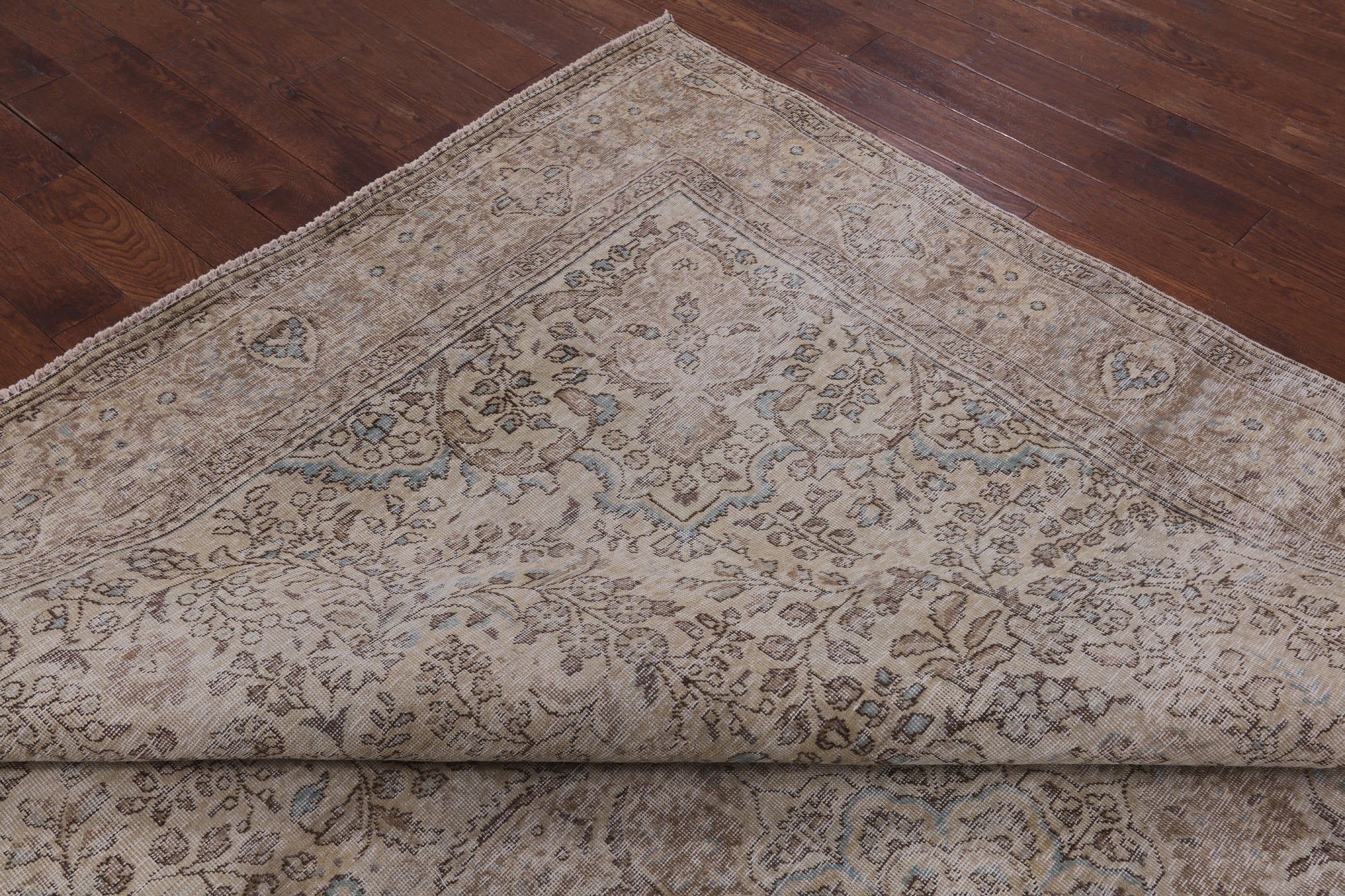 Ivory Persian Vintage White Wash Hand Knotted Area Rug - 9' 10" X 12' 5" - Golden Nile
