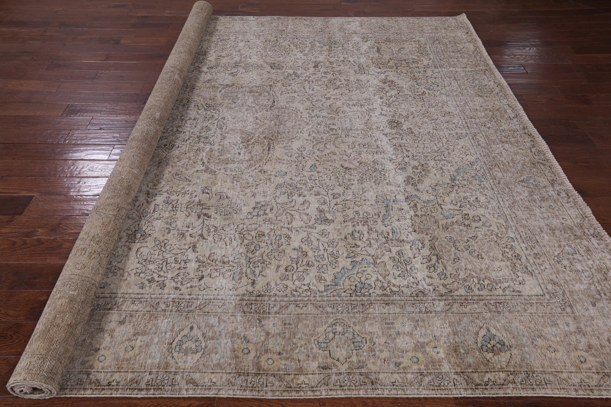 Ivory Persian Vintage White Wash Hand Knotted Area Rug - 9' 10" X 12' 5" - Golden Nile