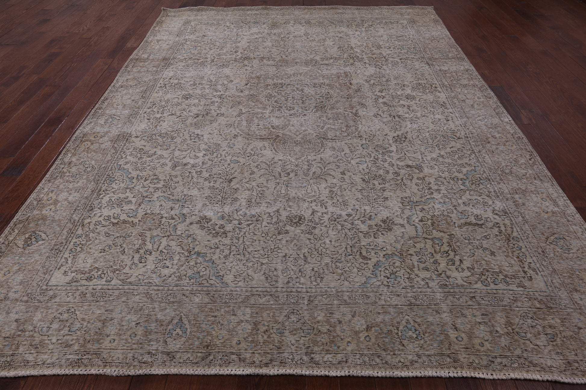 Ivory Persian Vintage White Wash Hand Knotted Area Rug - 9' 10" X 12' 5" - Golden Nile