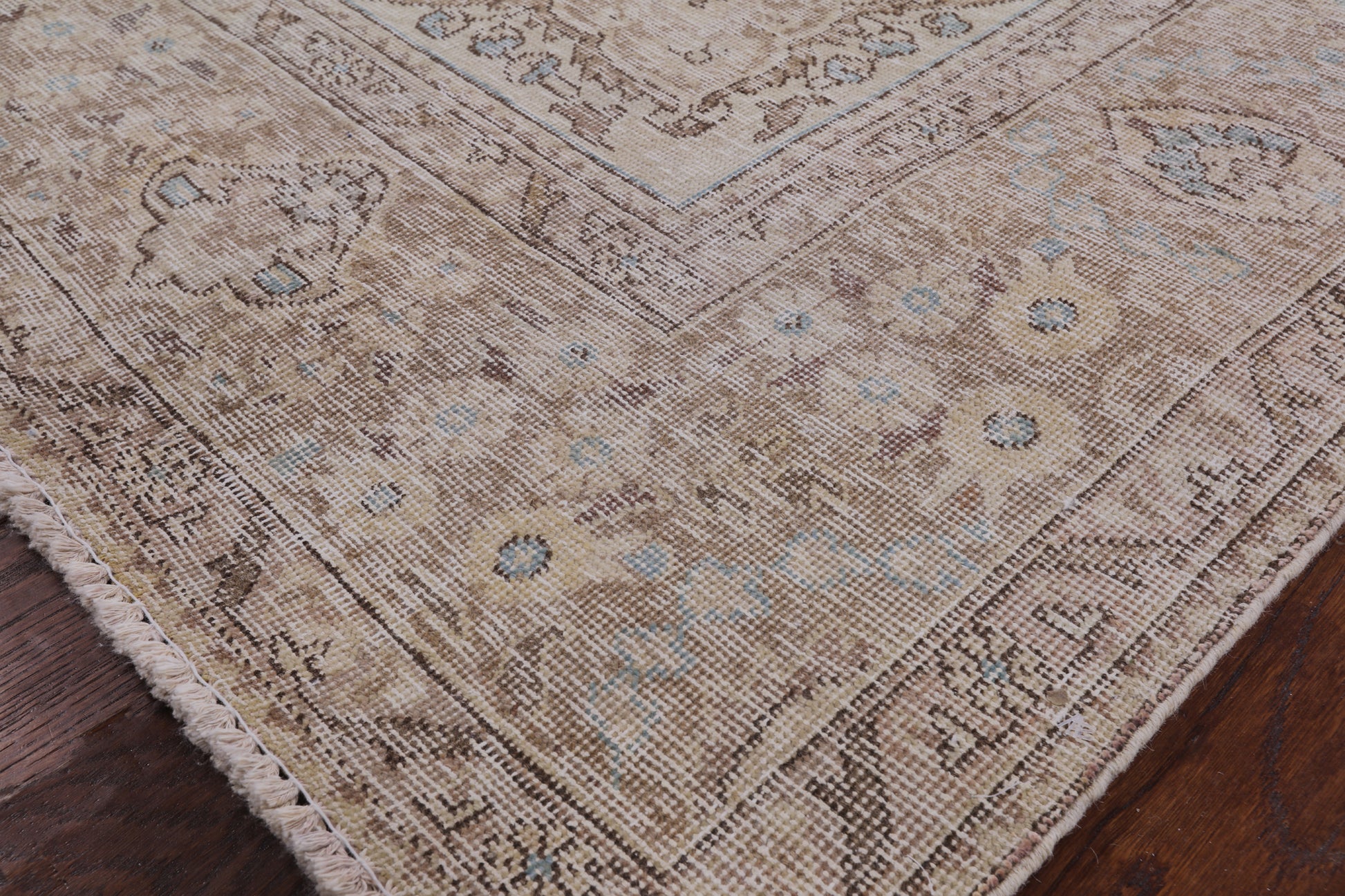 Ivory Persian Vintage White Wash Hand Knotted Area Rug - 9' 10" X 12' 5" - Golden Nile