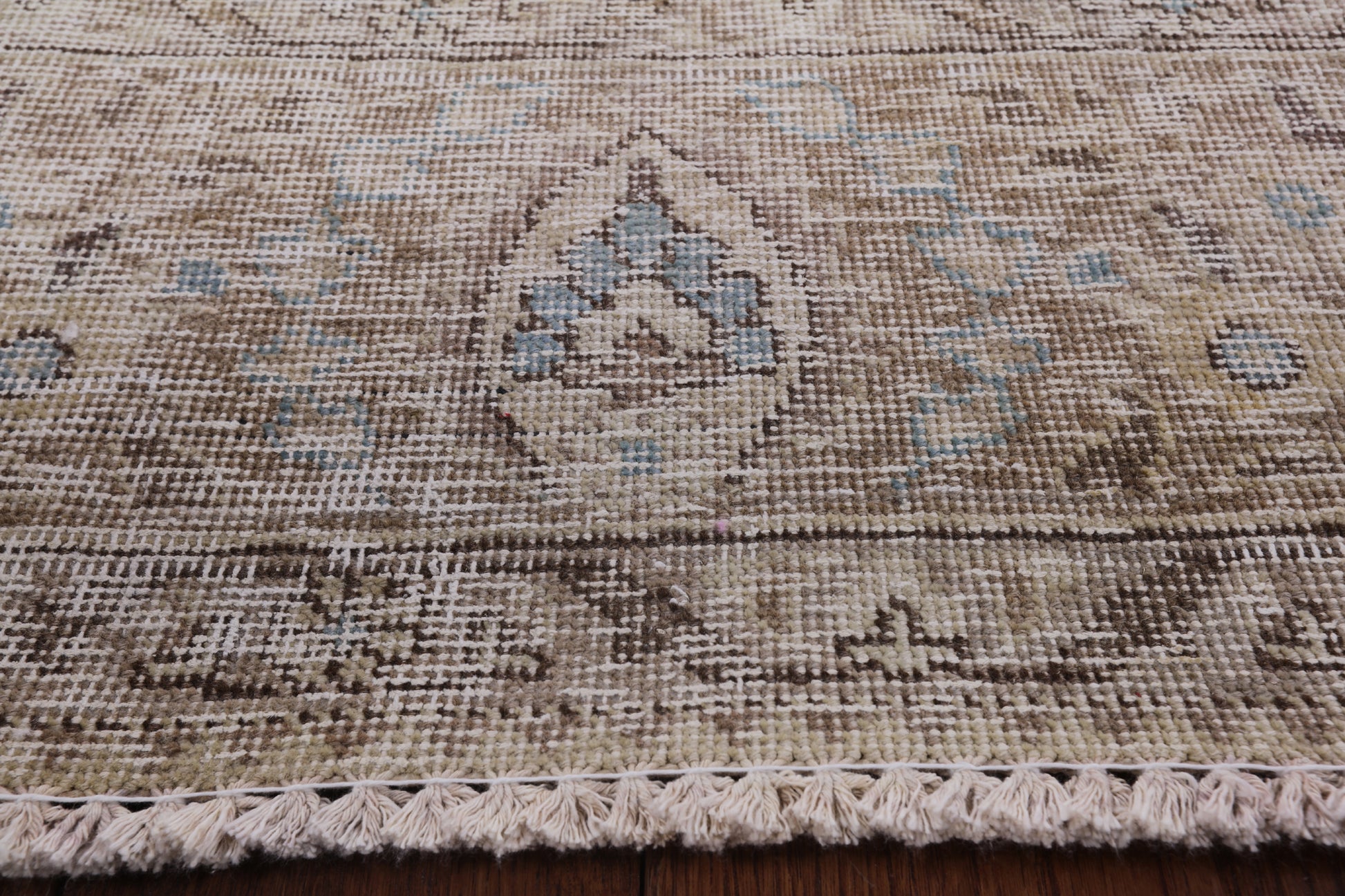 Ivory Persian Vintage White Wash Hand Knotted Area Rug - 9' 10" X 12' 5" - Golden Nile