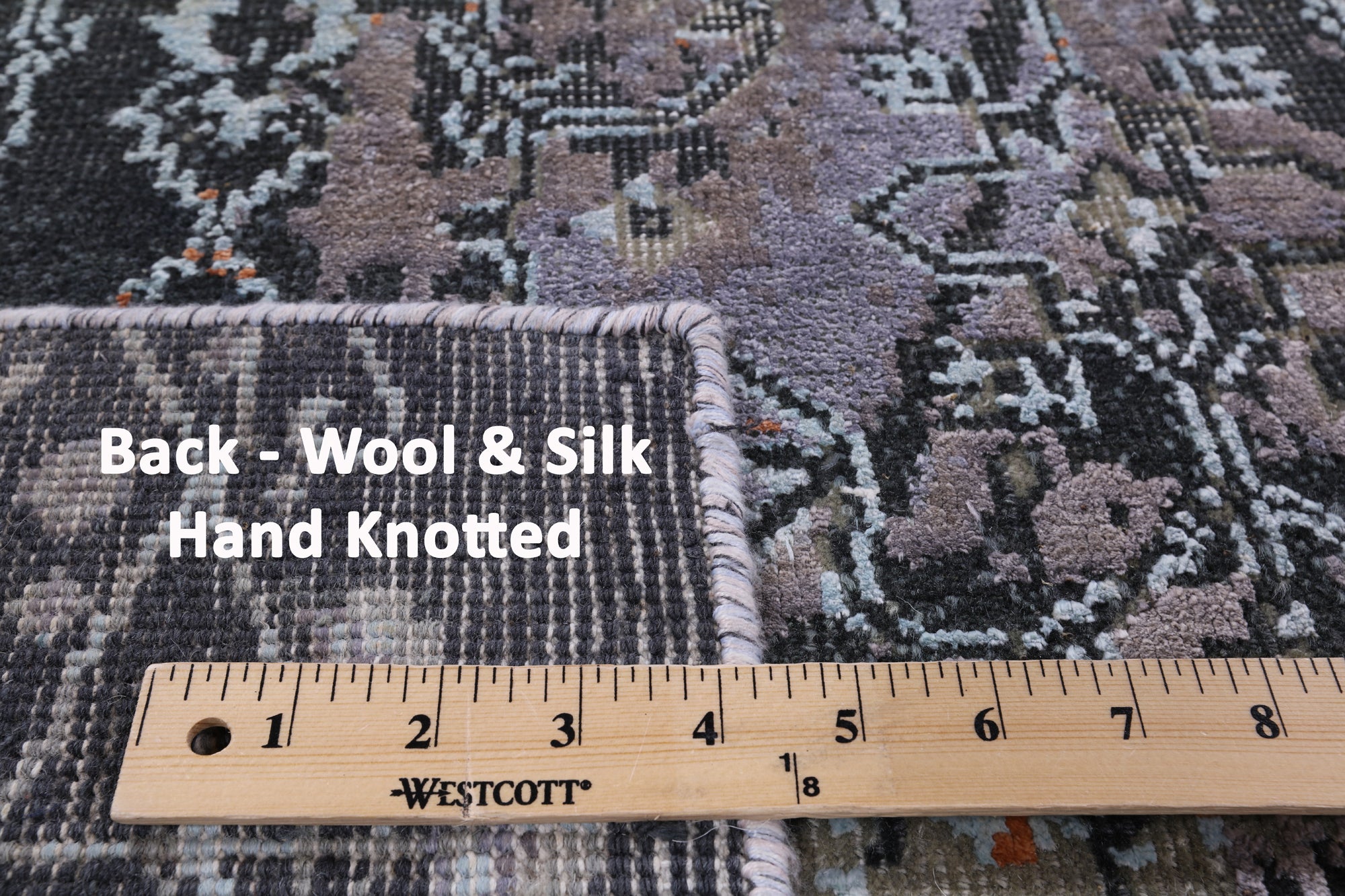 Silk With Oxidized Wool Handmade Area Rug - 5' 5" X 8' 1" - Golden Nile