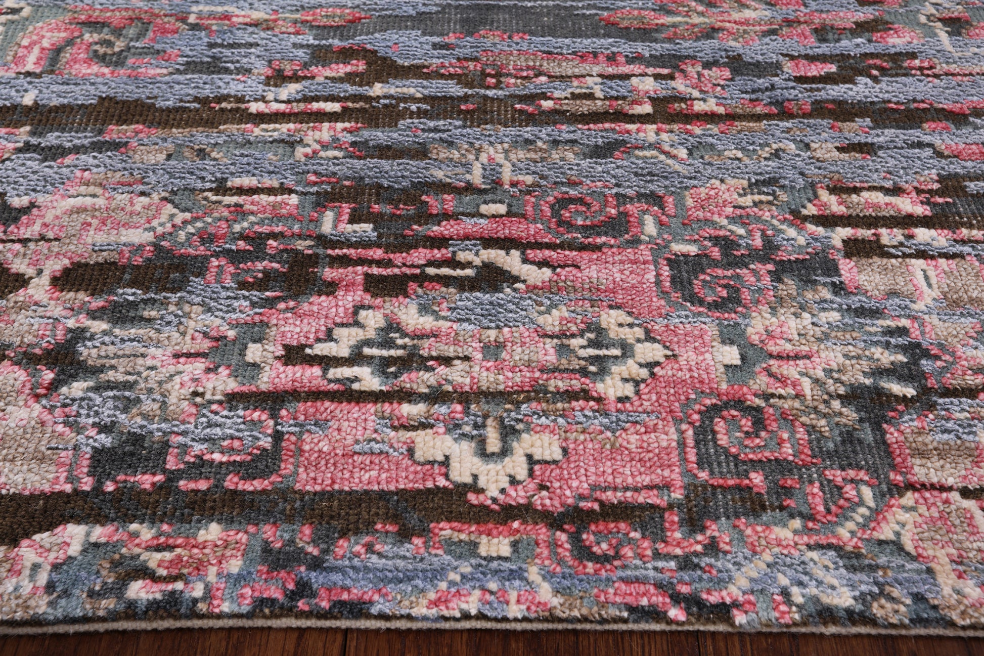 Silk With Oxidized Wool Hand Knotted Area Rug - 5' 11" X 8' 10" - Golden Nile